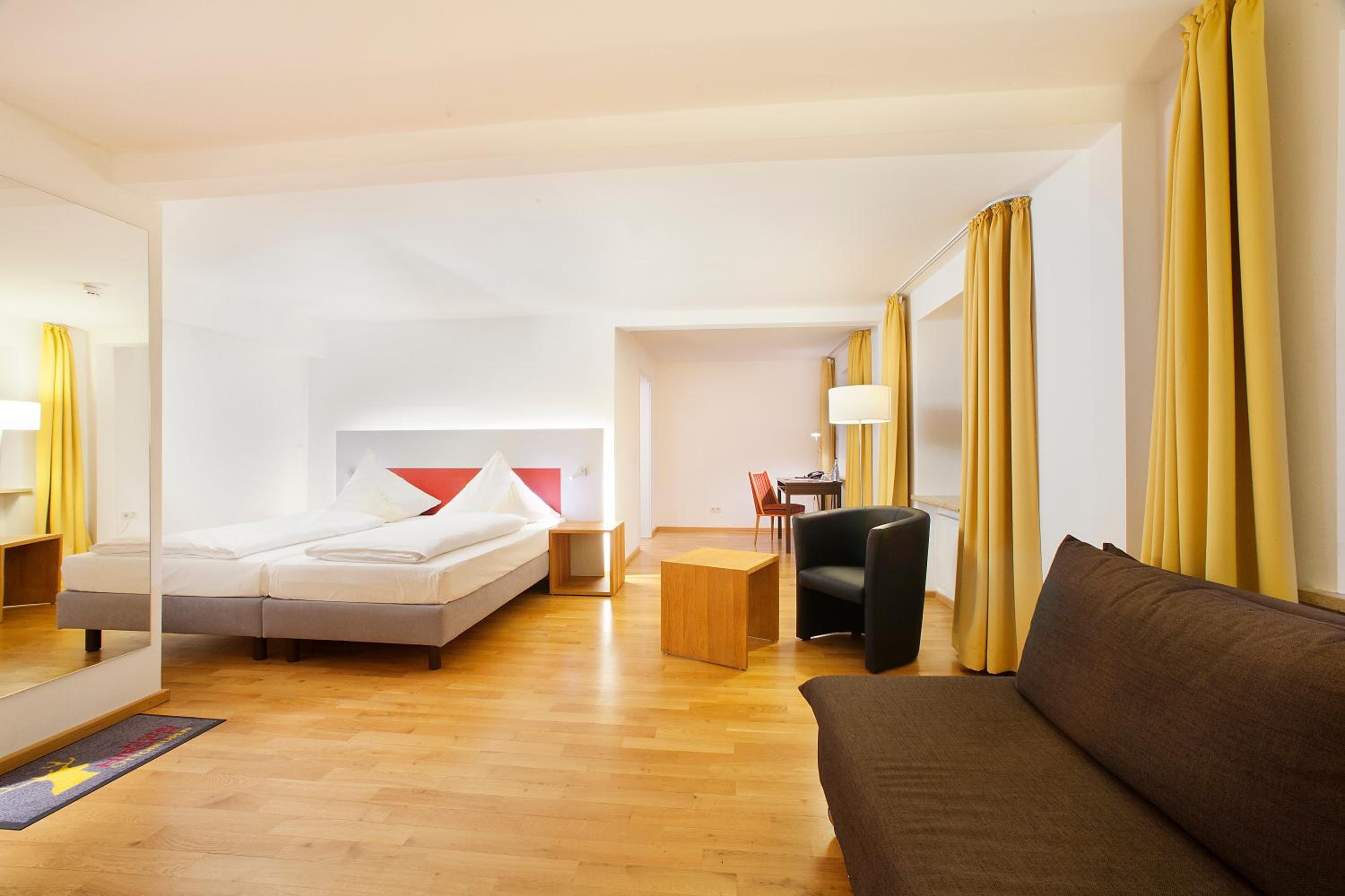 Junior Suite - Photo 1
