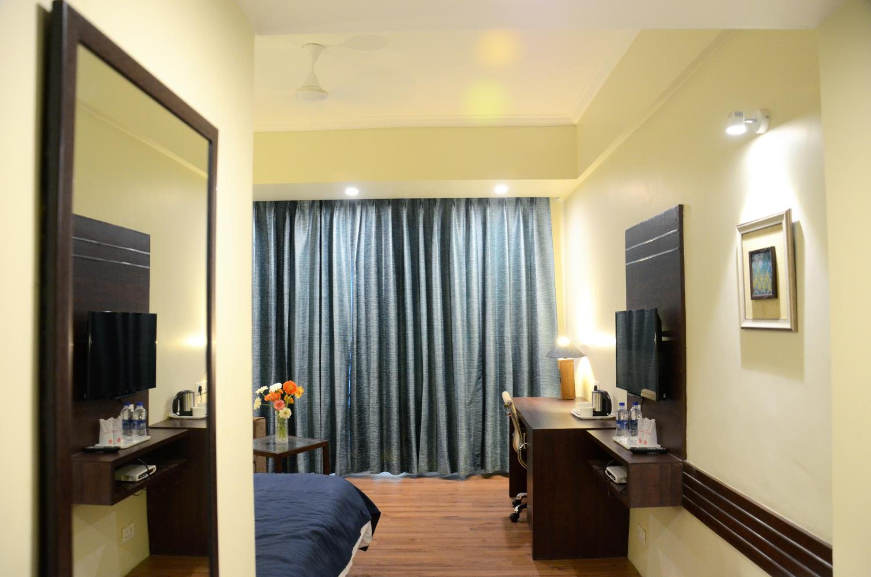 Executive Double Room - Photo 12
