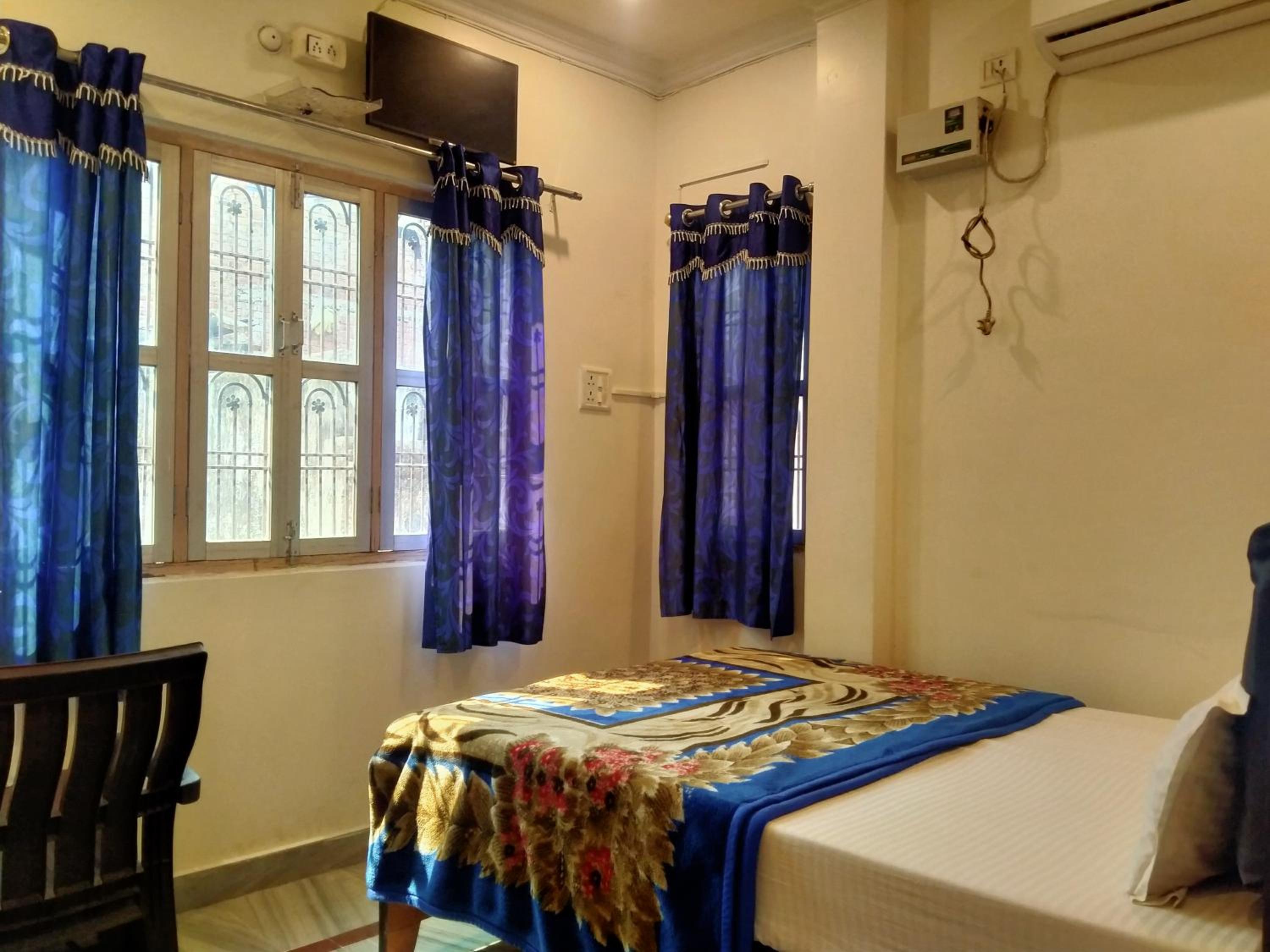Deluxe Double Room - Photo 11