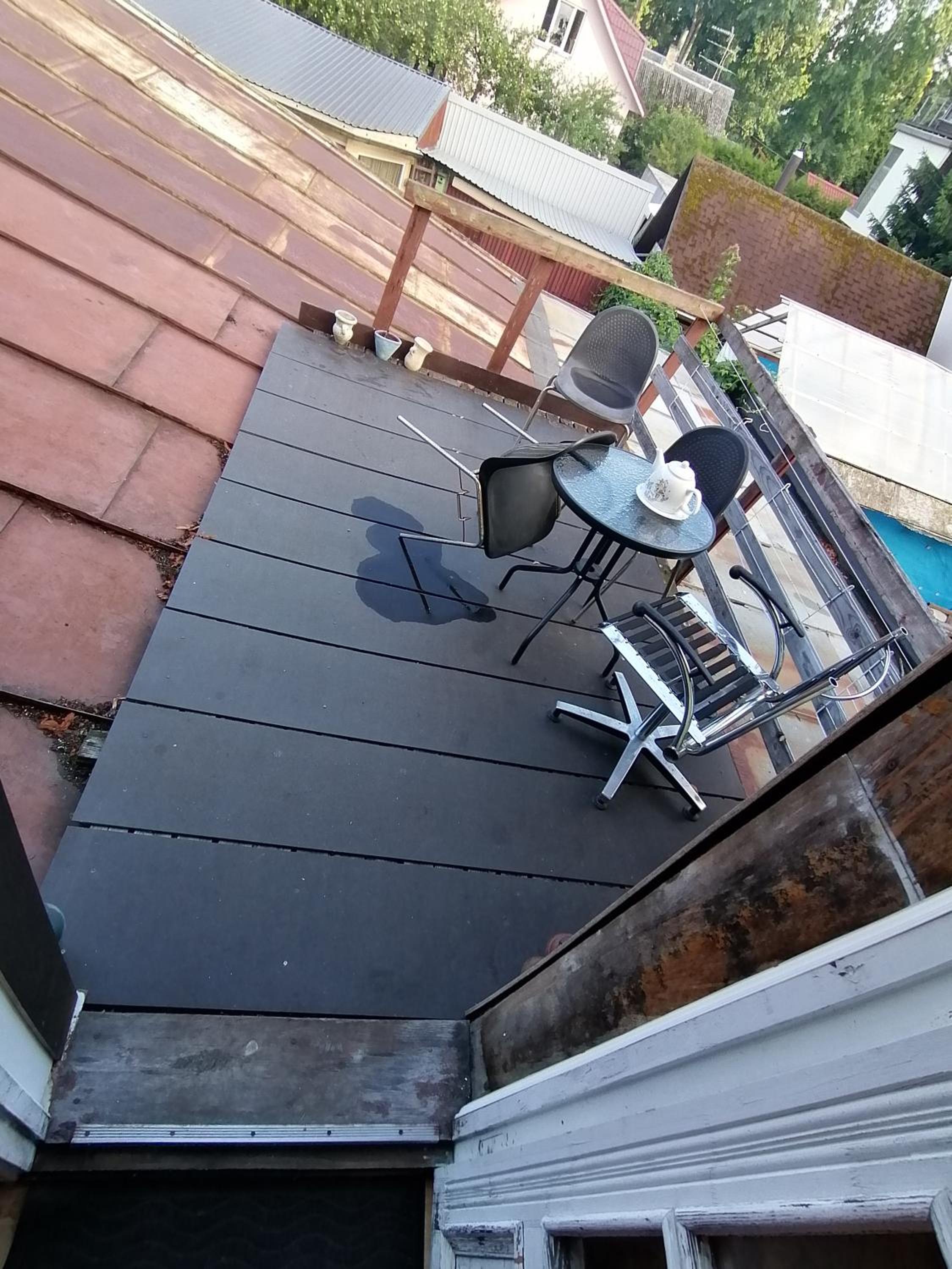 One-Bedroom Apartment with Balcony - Photo 5