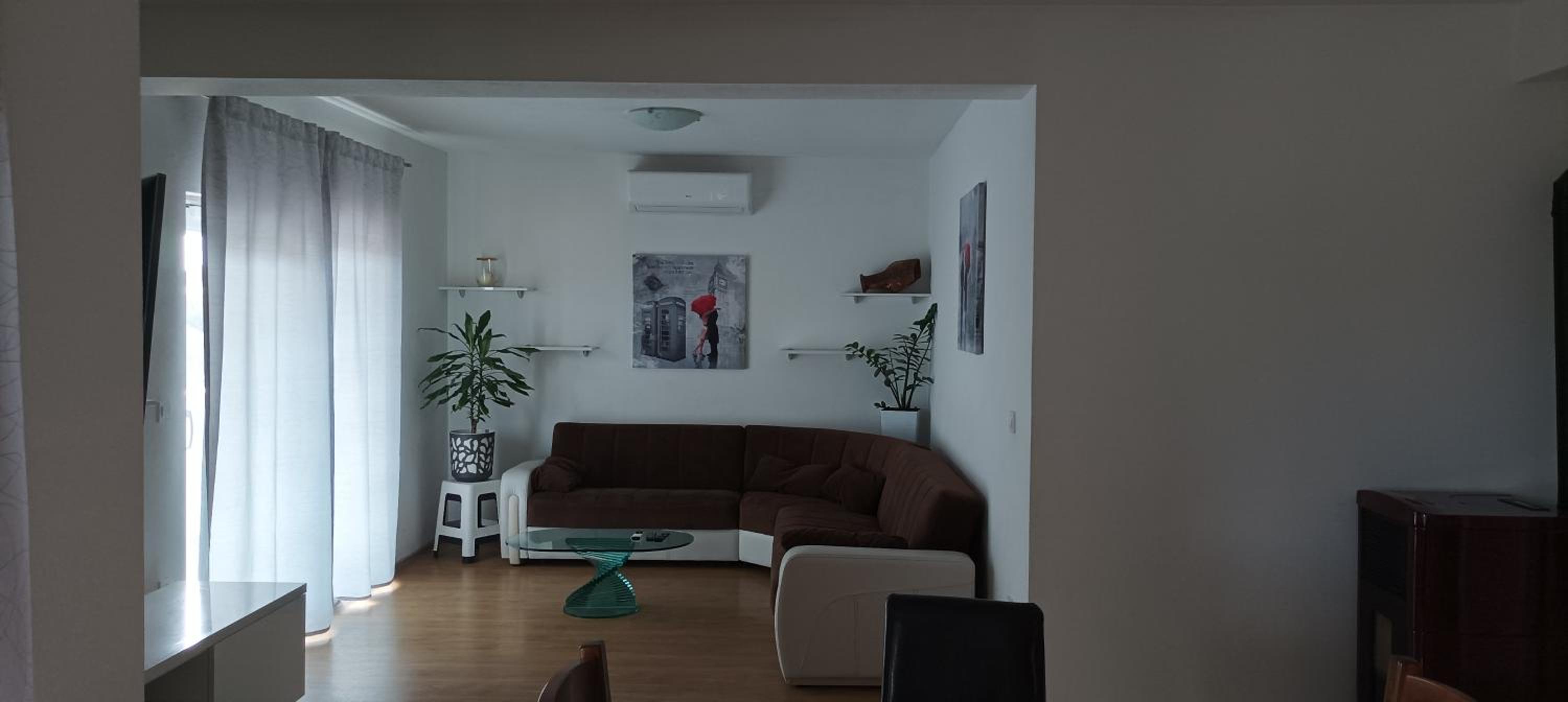Three-Bedroom Apartment  with Terrace and Sea View 