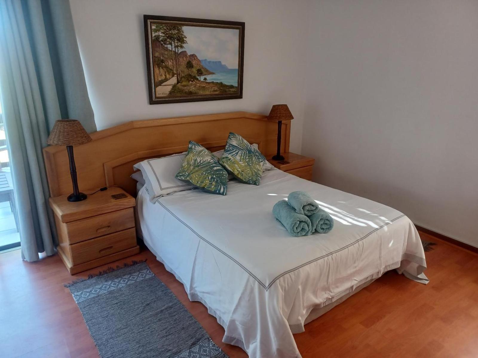 Comfort Queen Room - Photo 6