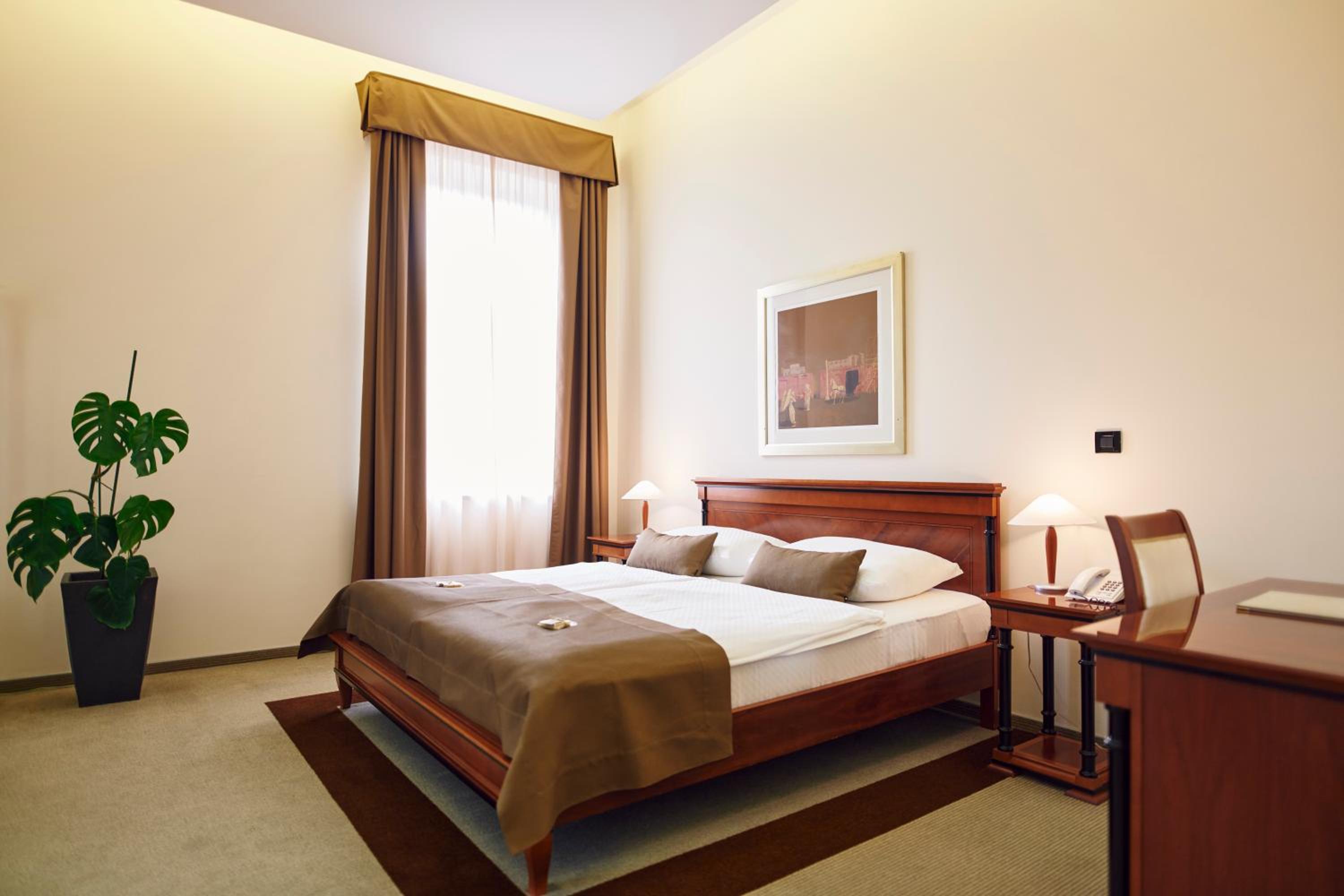 Luxury Double Room with Balcony and Sea View - Photo 1