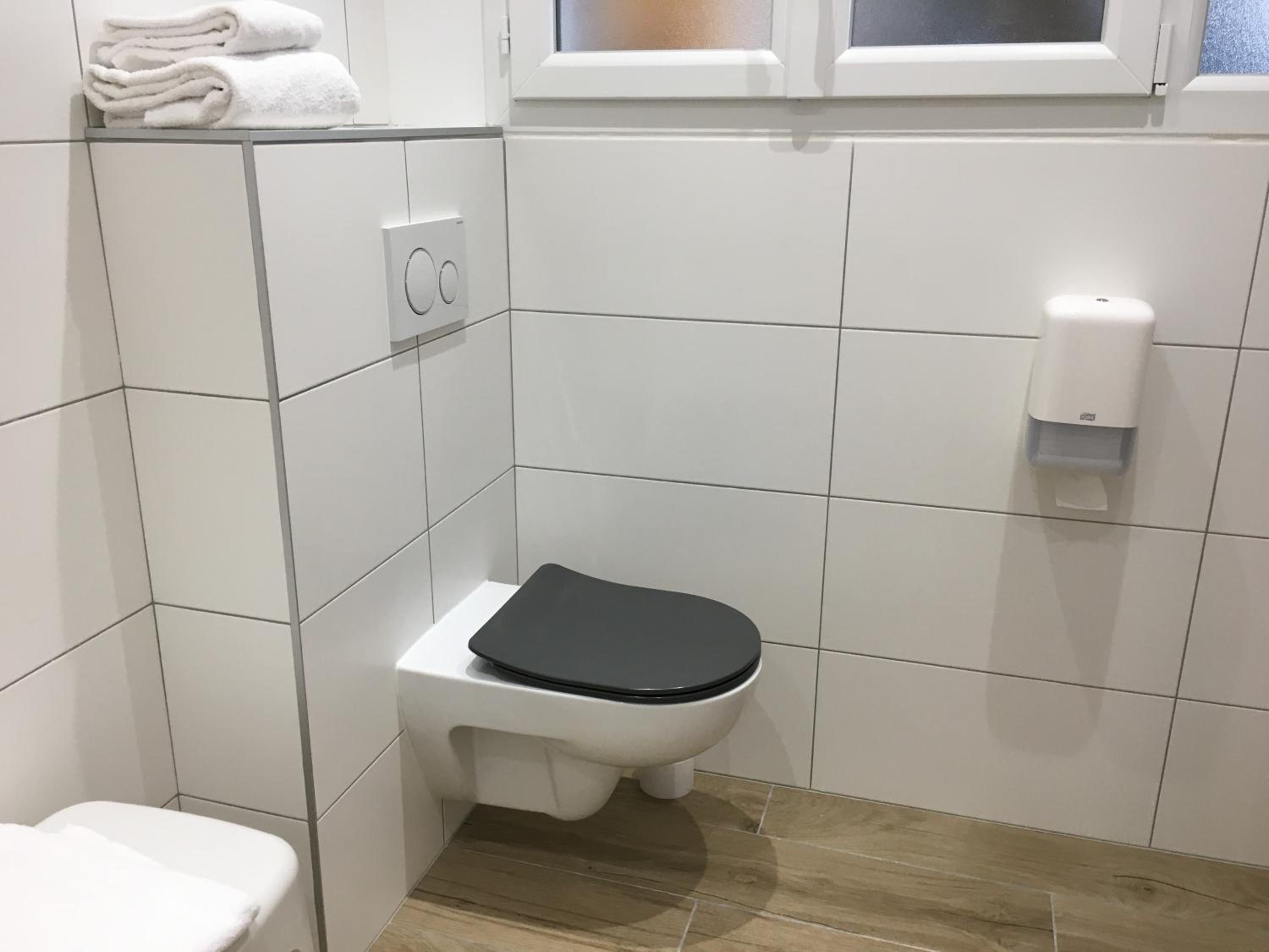Double Room - Disability Access photo 2