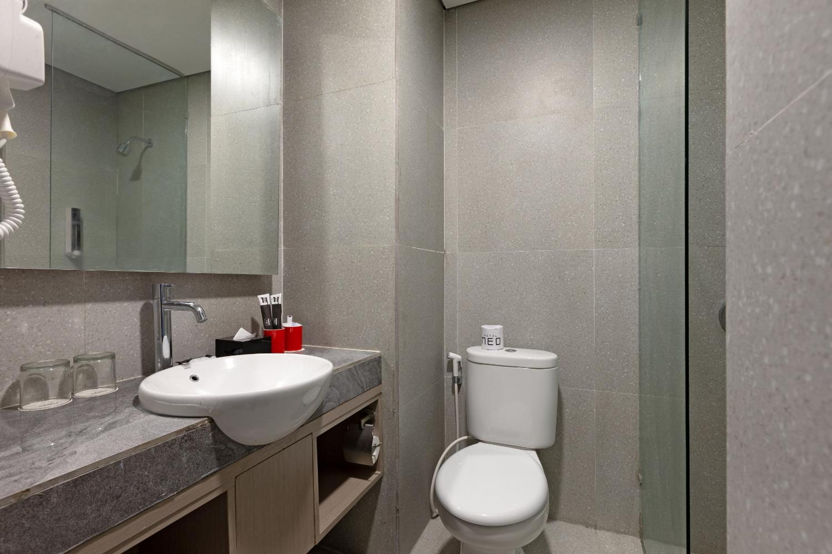 Standard Double or Twin Room - Photo 5