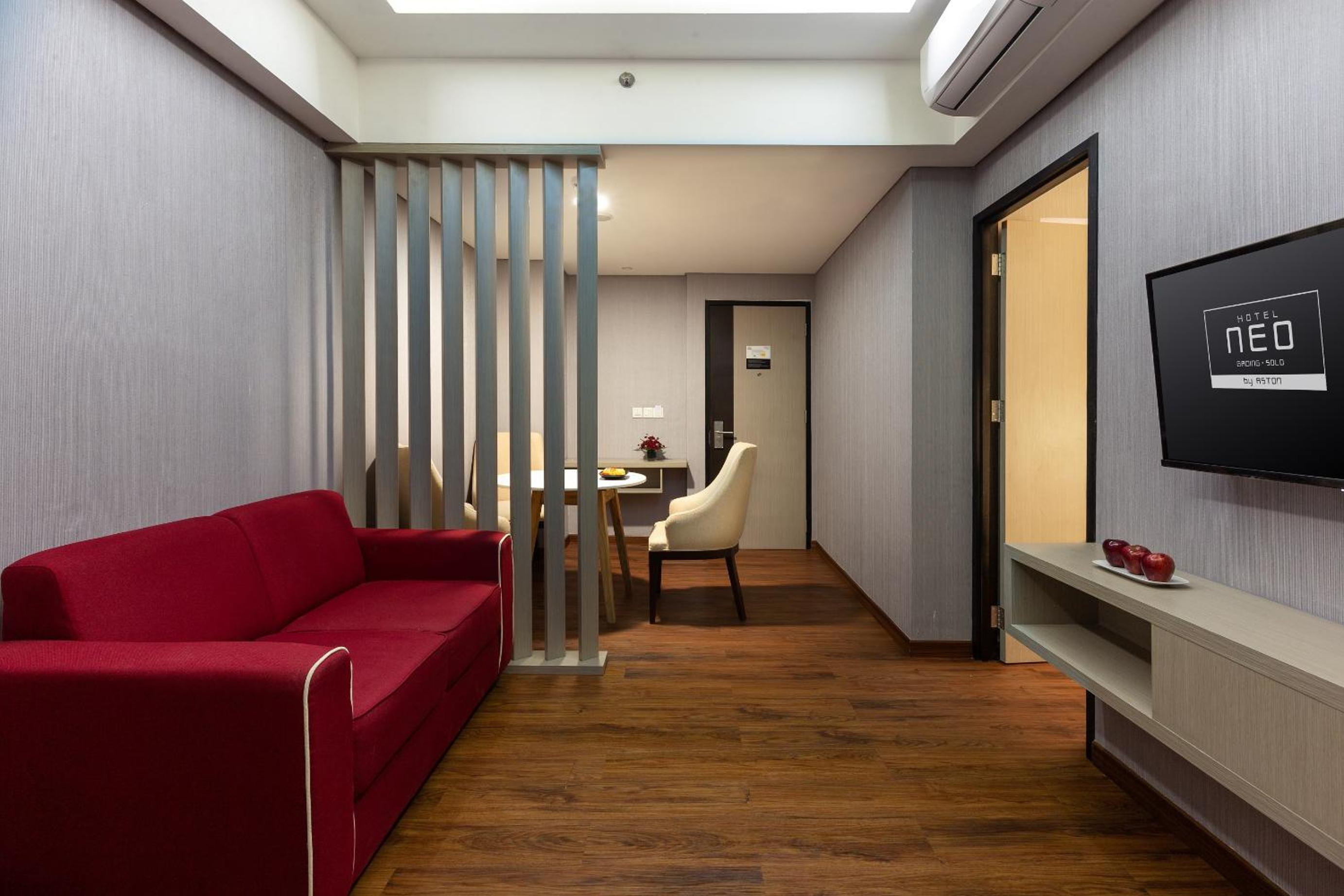 Suite - Photo 5
