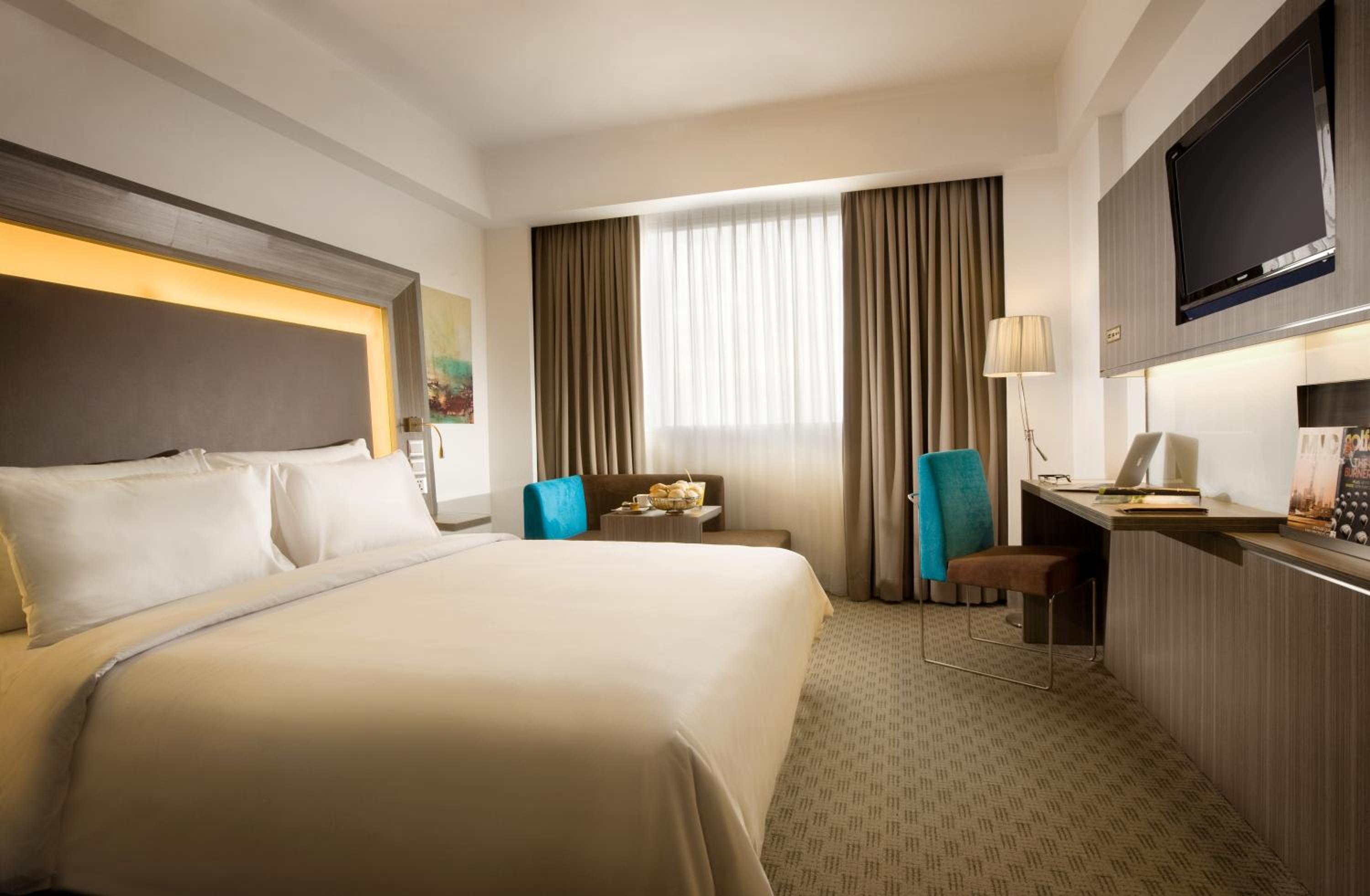 Superior King Room - Photo 6