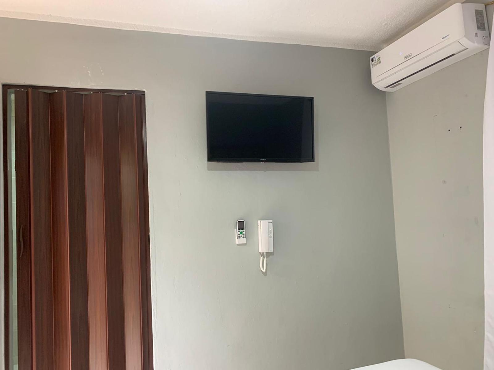 Superior King Suite photo 3