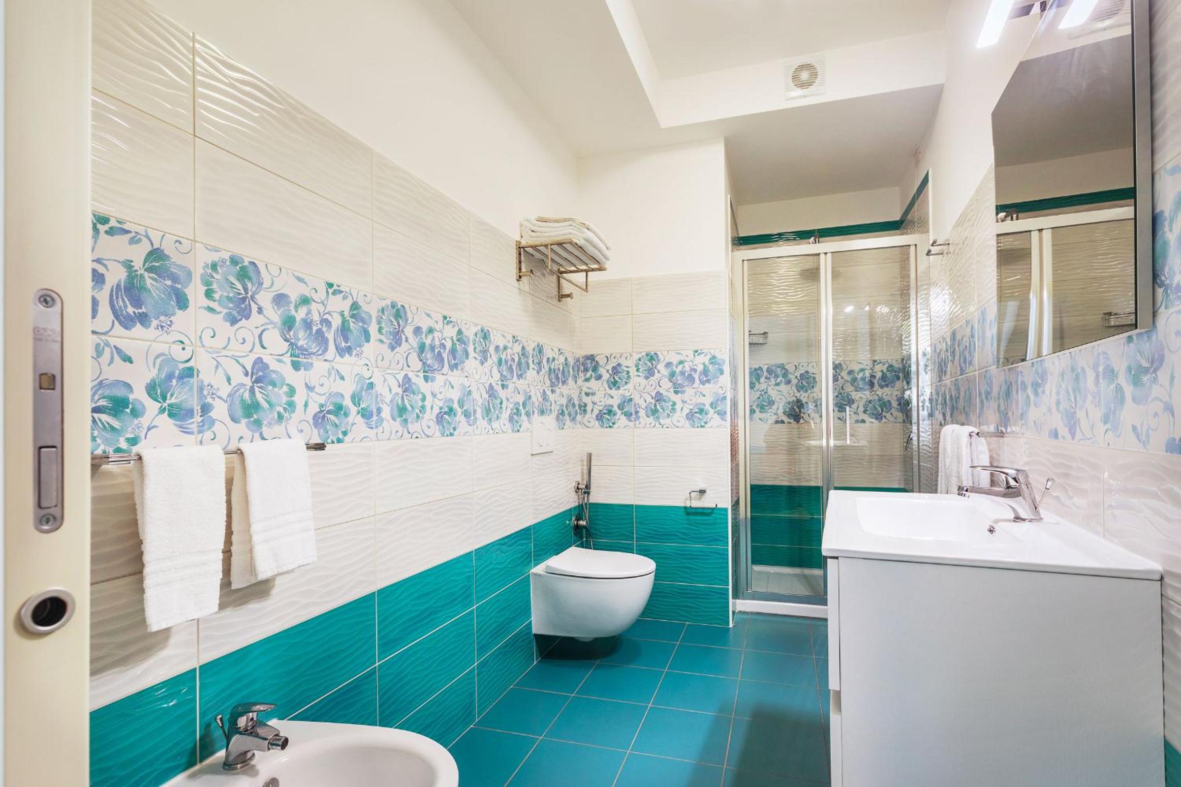 Double Room with Private Bathroom photo 3
