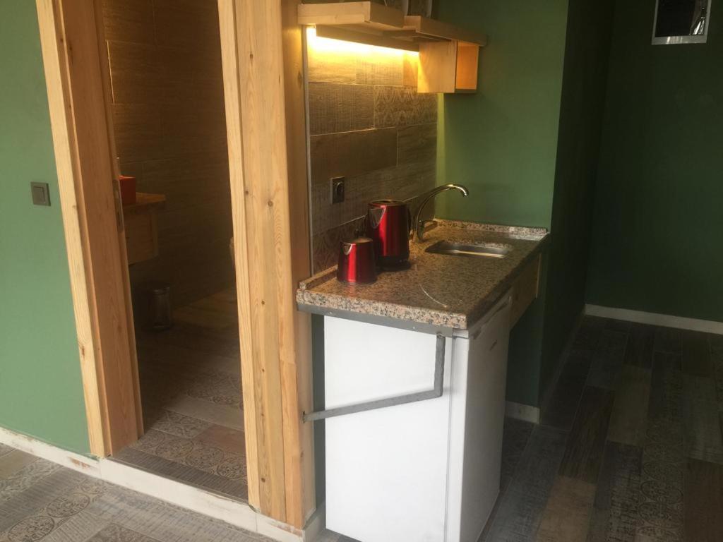 Deluxe Junior Suite - Photo 10