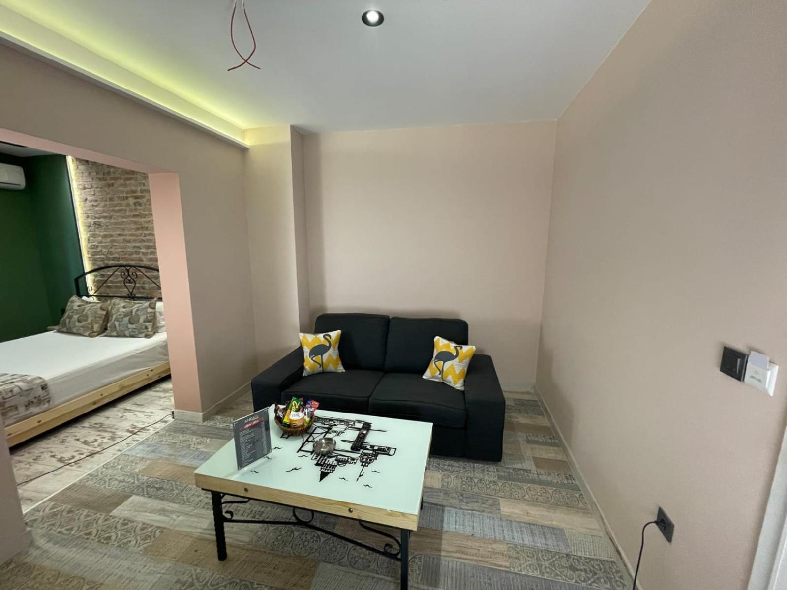 Deluxe Junior Suite - Photo 6