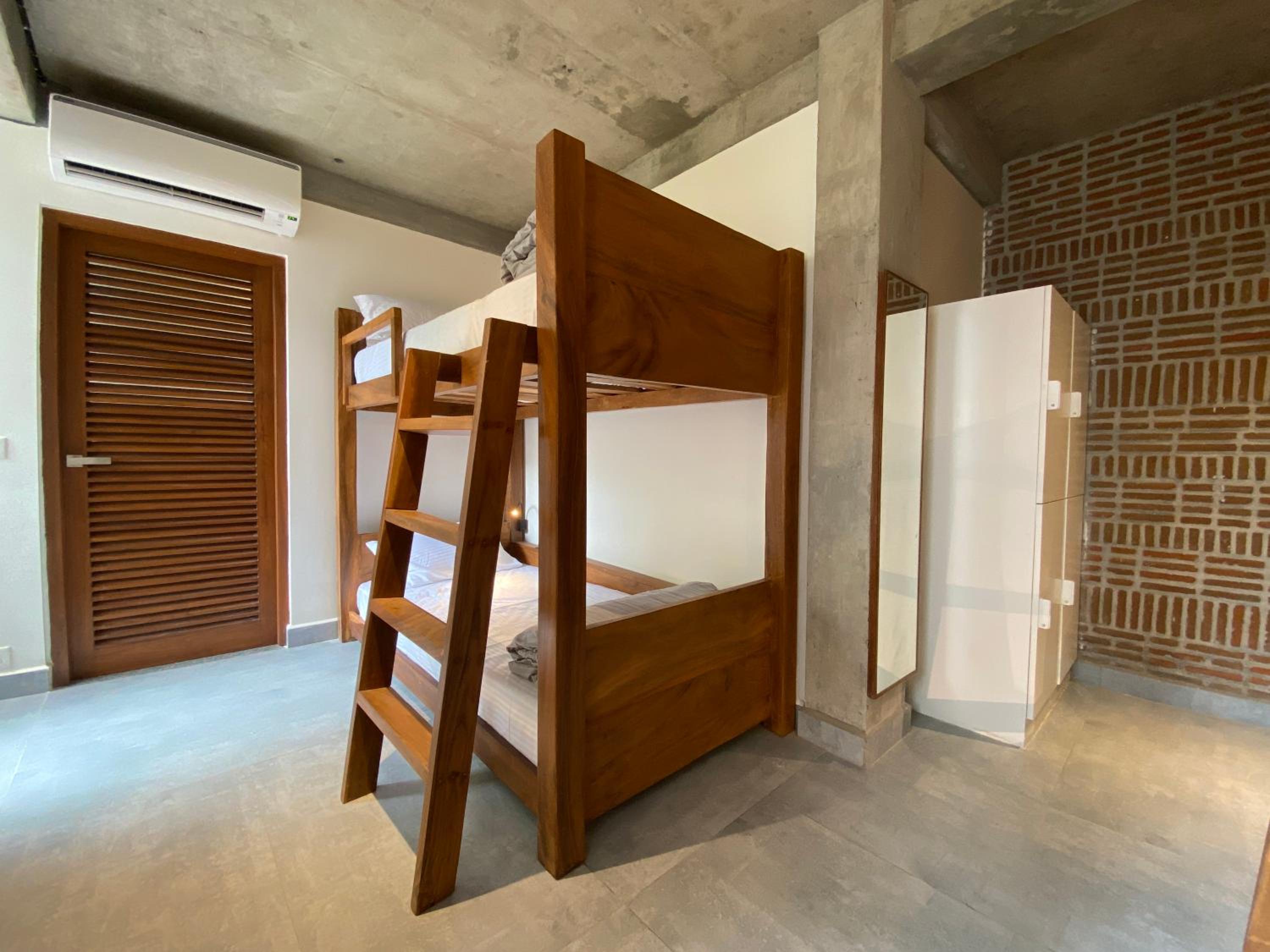 Bed in 4-Bed Mixed Dormitory Room photo 3