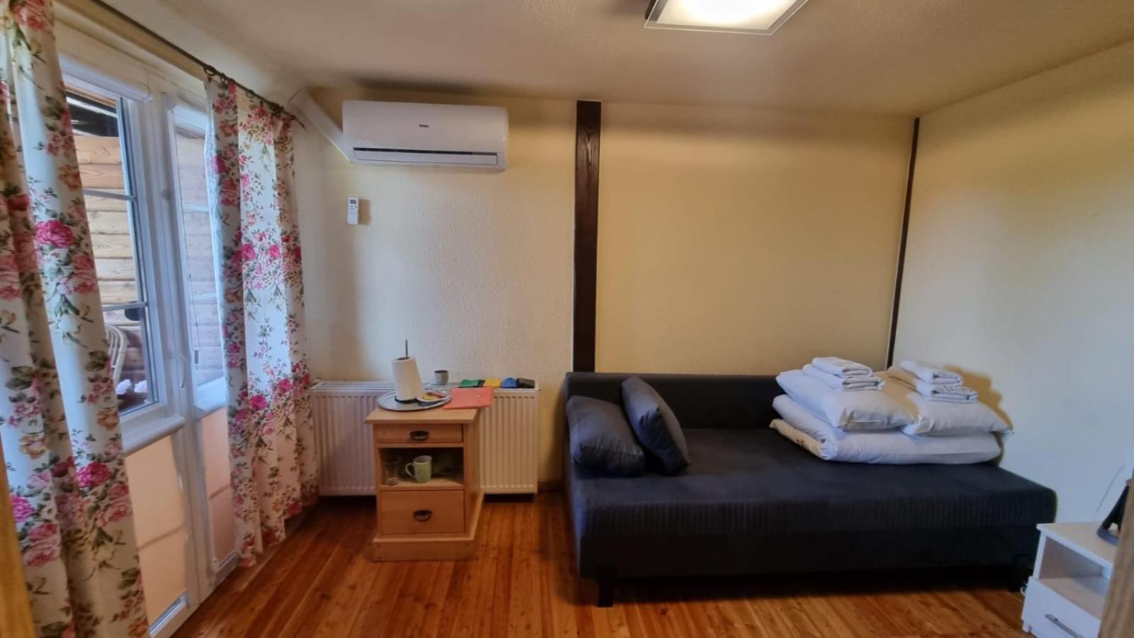 Double Room with Private Bathroom photo 3
