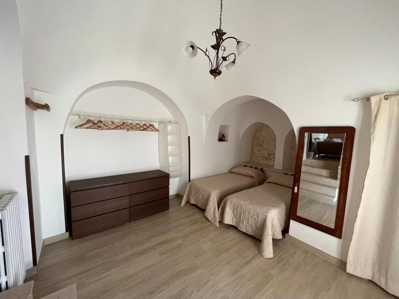 Two-Bedroom House - Photo 30