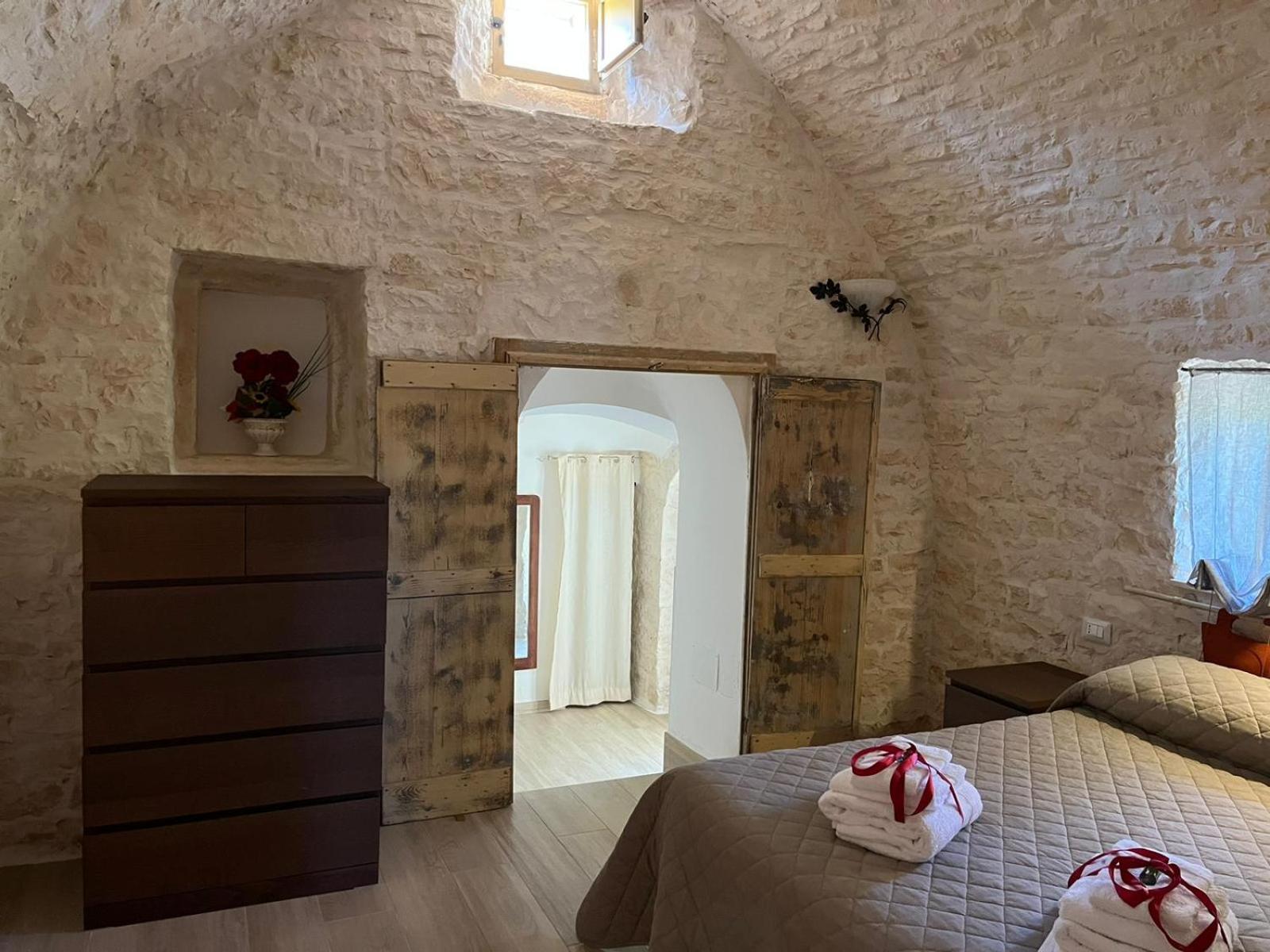 Two-Bedroom House - Photo 28