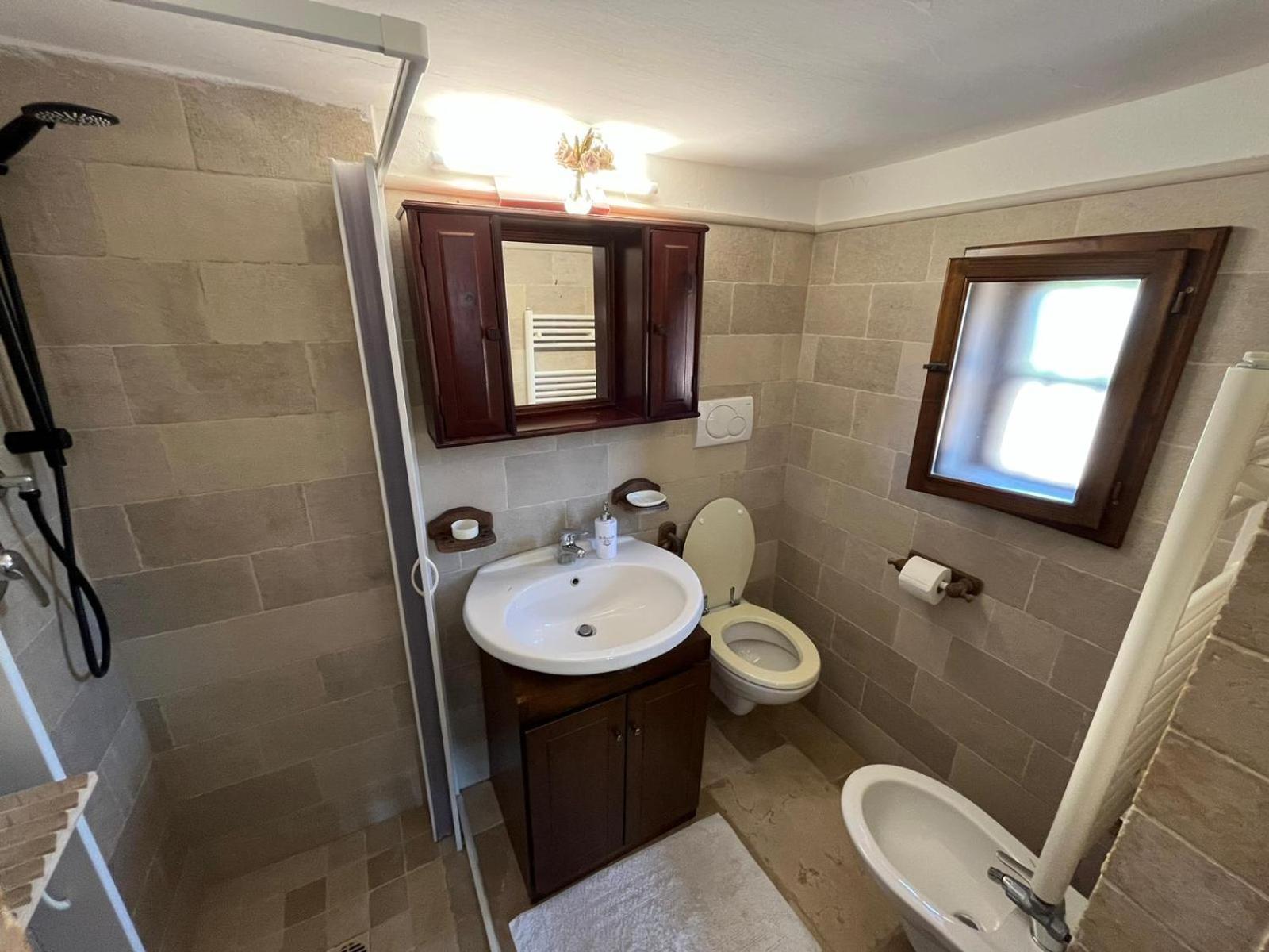 Two-Bedroom House - Photo 13