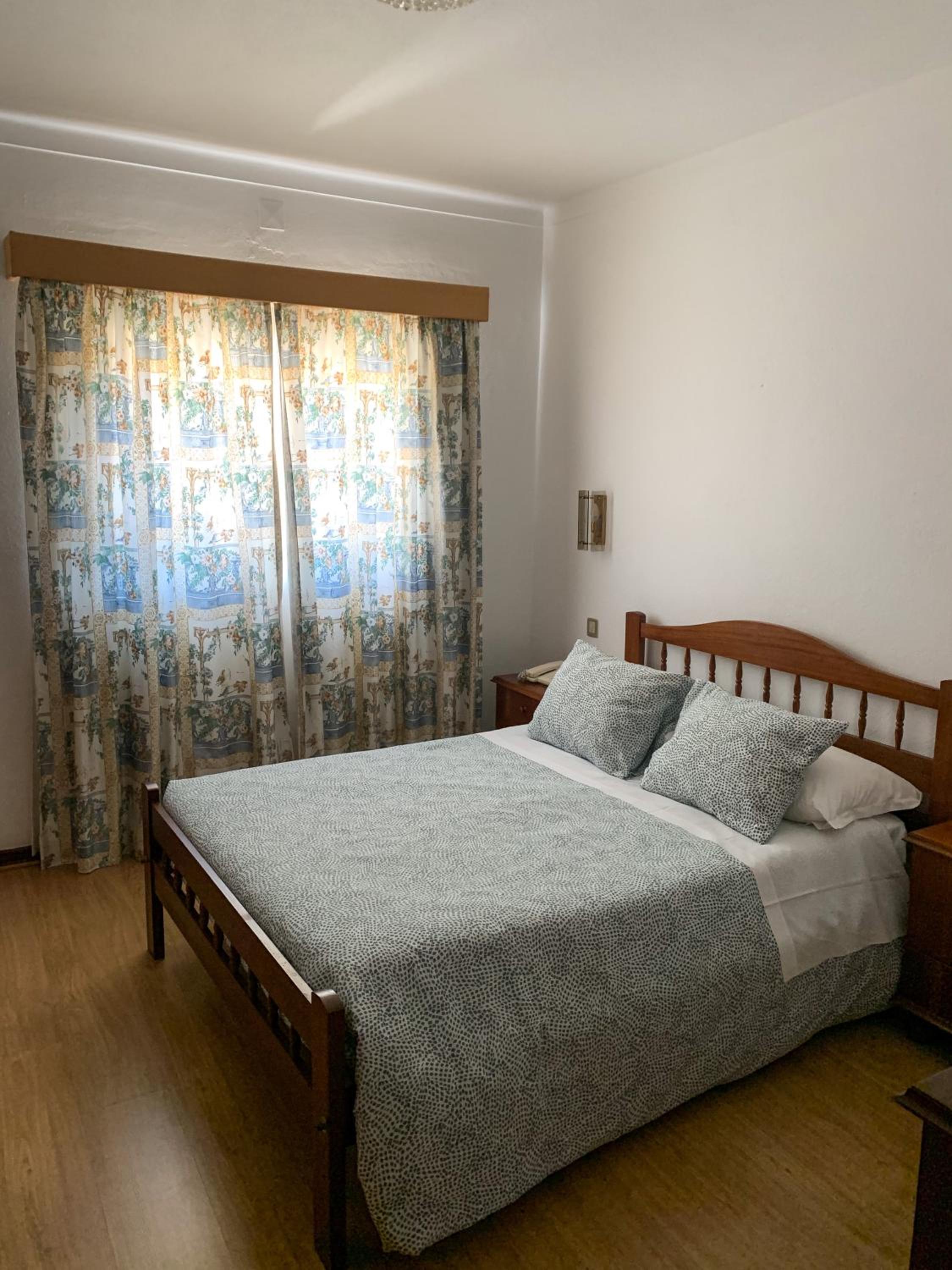 Small Double Room - Photo 1