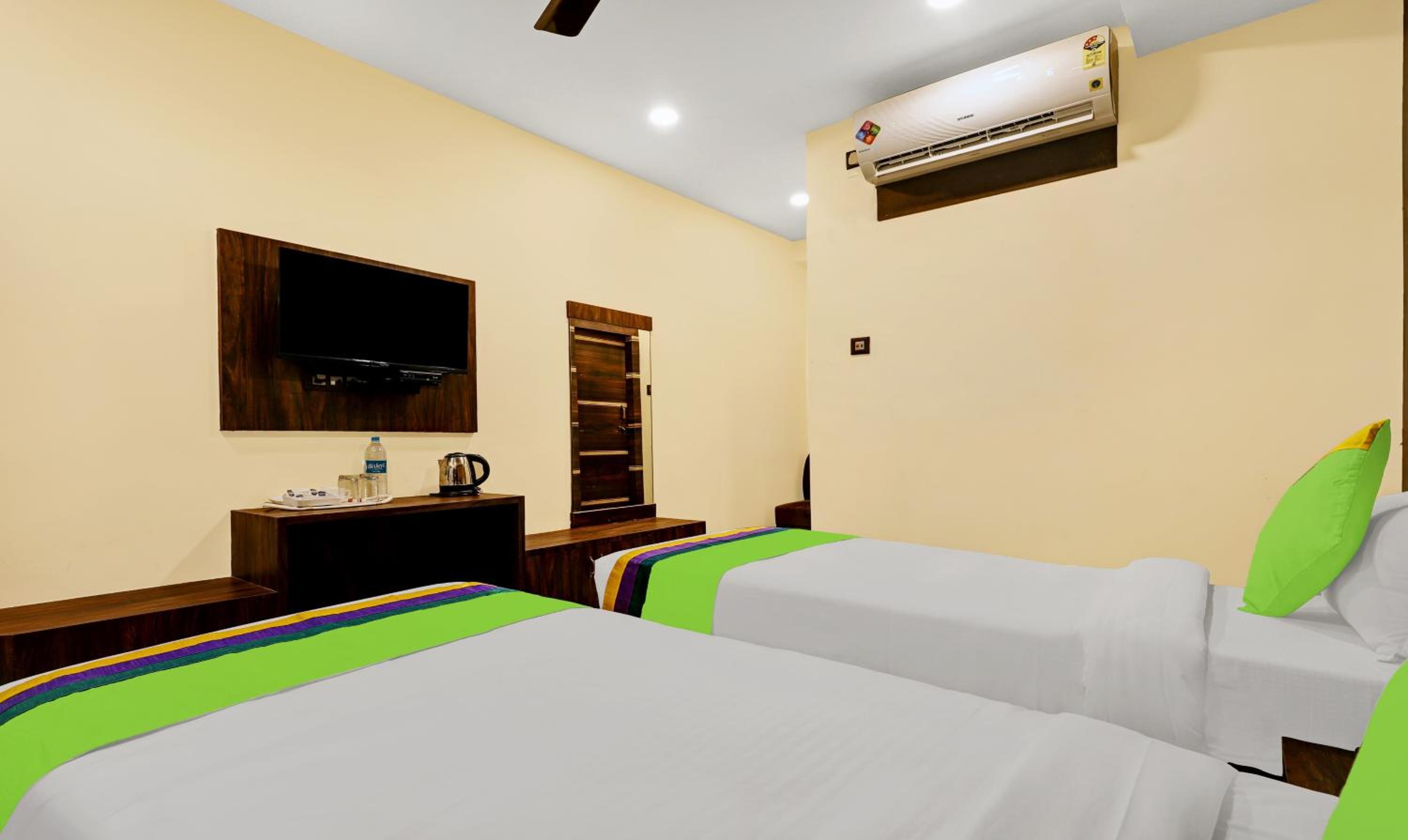 Standard  Room - Photo 2