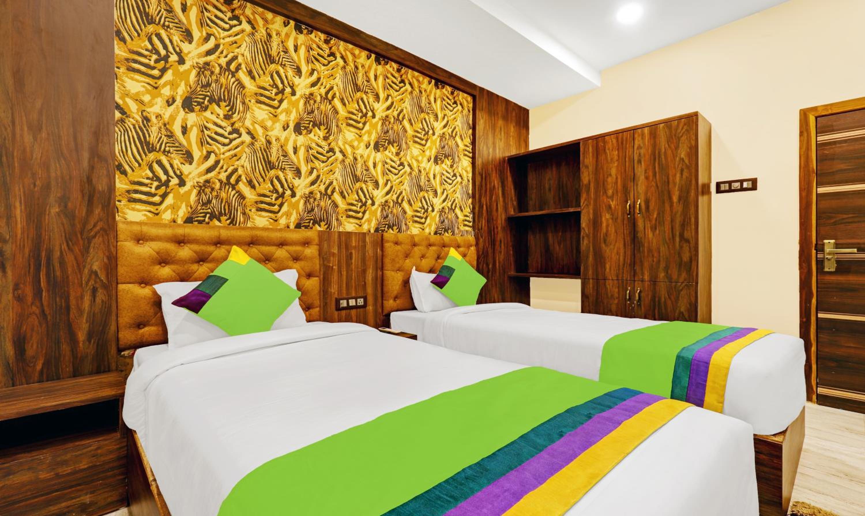 Standard  Room - Photo 11