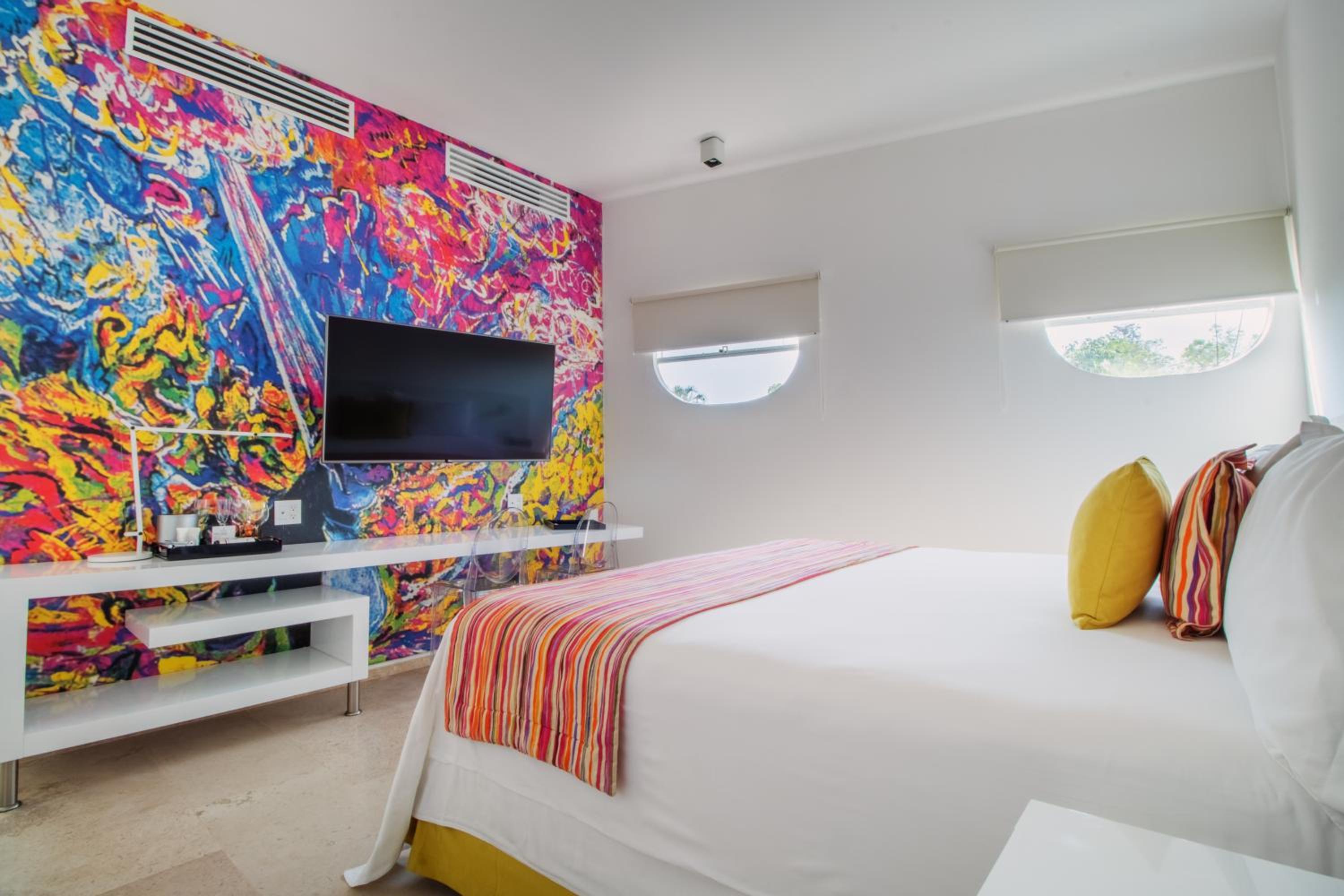 Deluxe Room - Photo 4