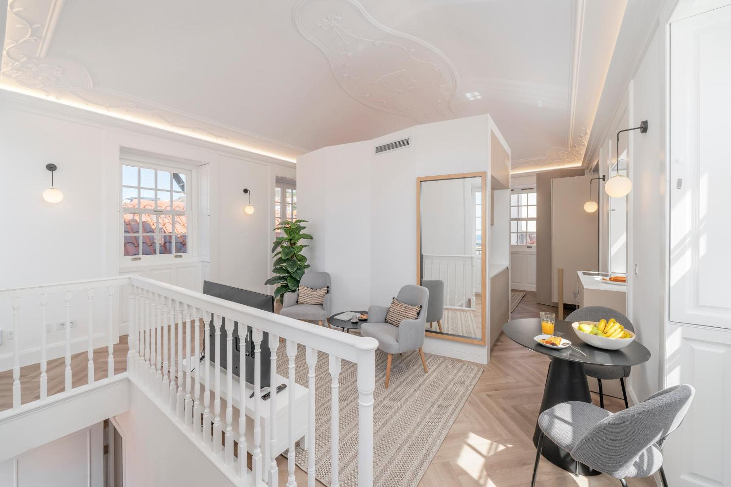 Studio with Balcony