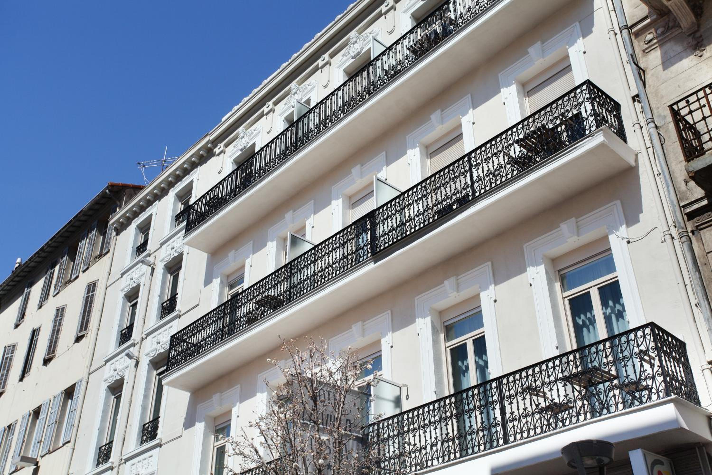 Superior Double Room with Balcony - Photo 2