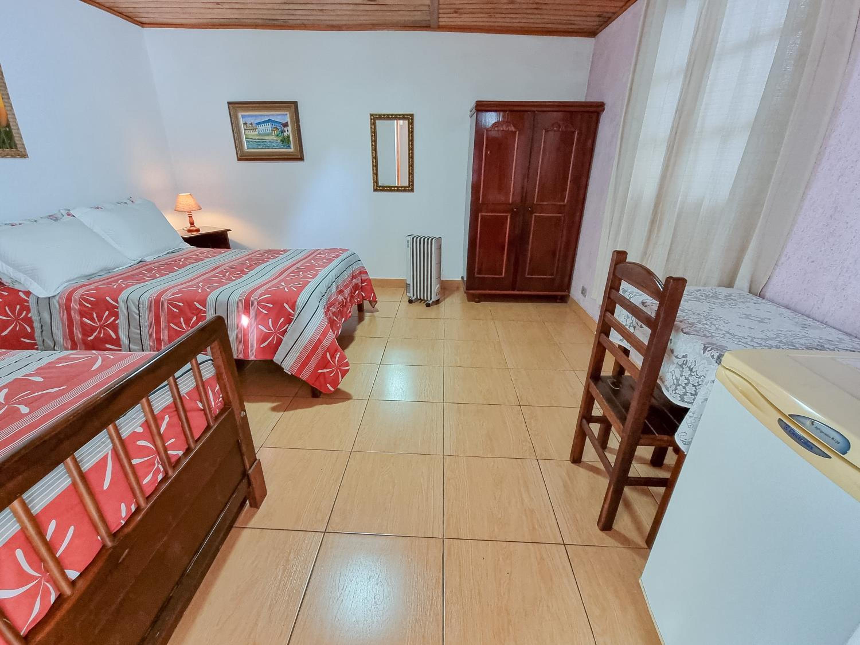 Basic Triple Room photo 1