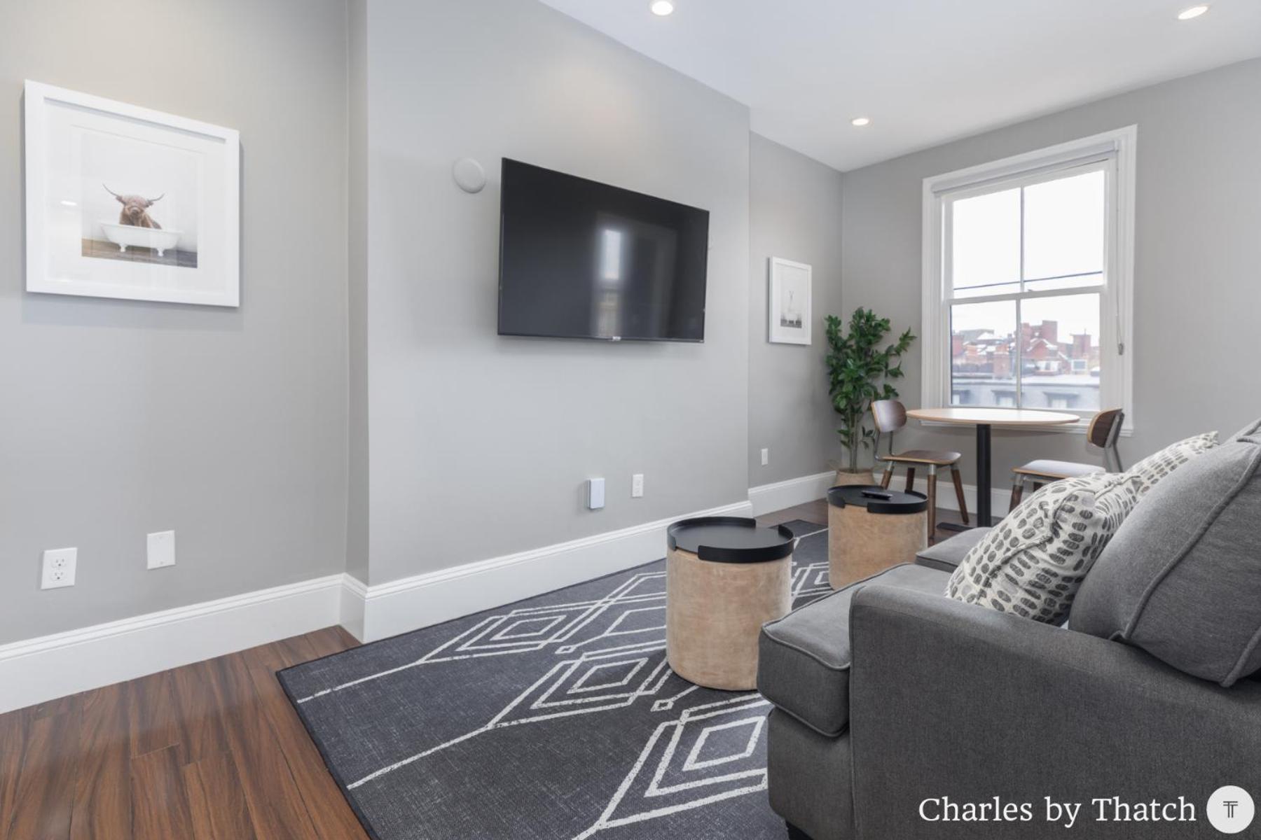 One Bedroom Apartment (4) - Photo 4