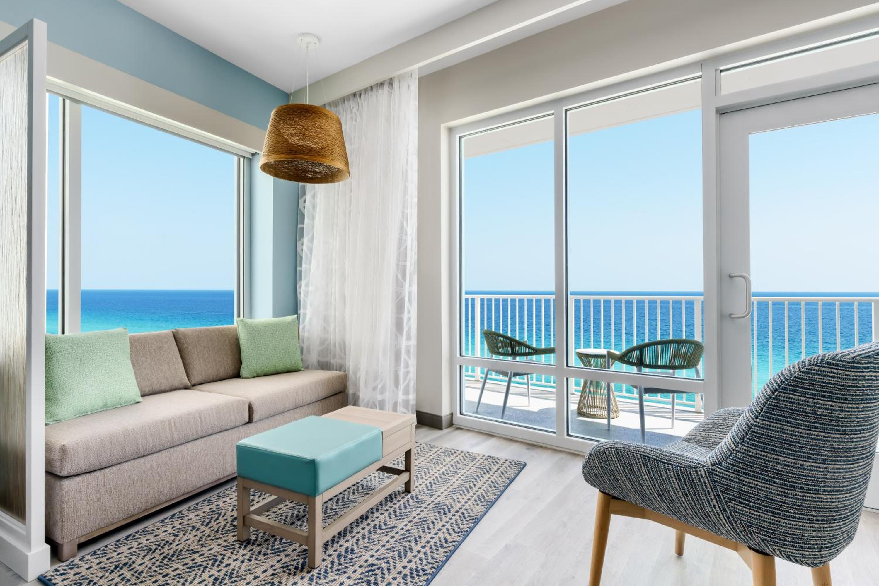 Deluxe Queen Room with Two Queen Beds, Balcony and Gulf View - Photo 7