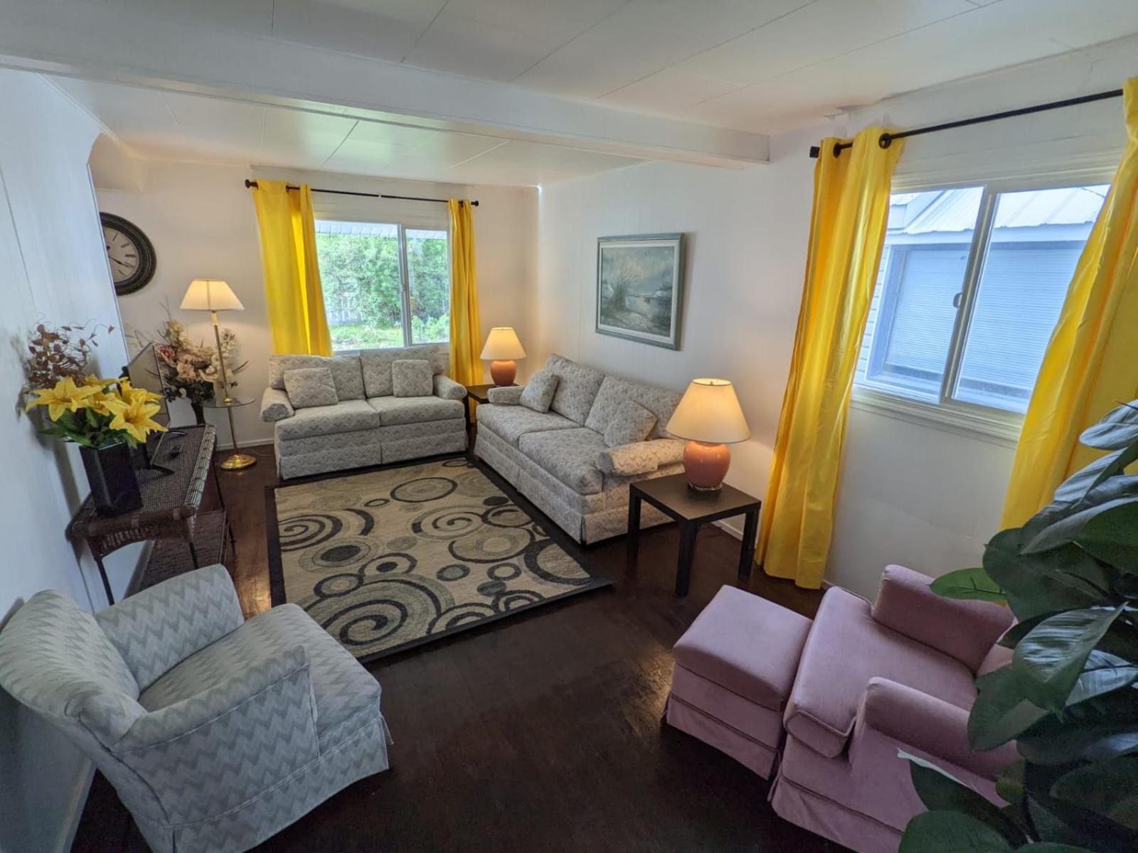Four-Bedroom House photo 1
