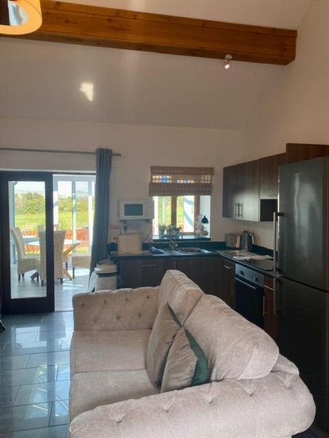Two-Bedroom House - Photo 15
