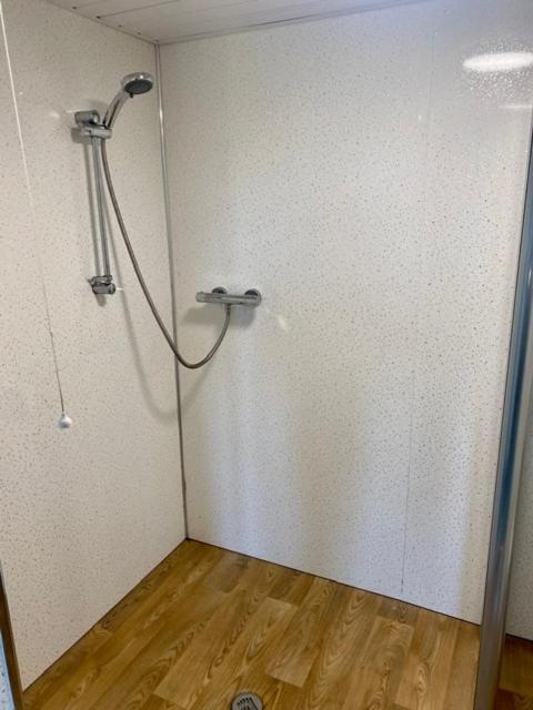 Two-Bedroom House - Photo 27