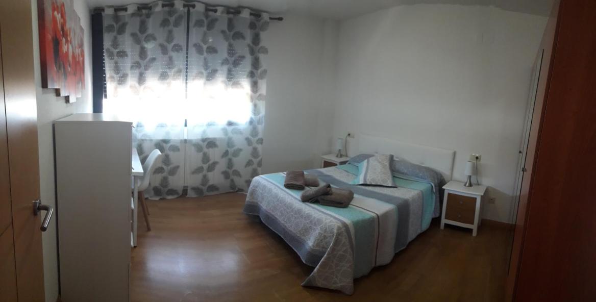 Three-Bedroom Apartment photo 2