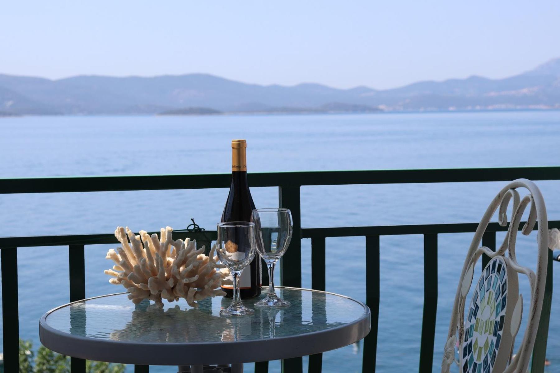 Apartment with Sea View photo 3