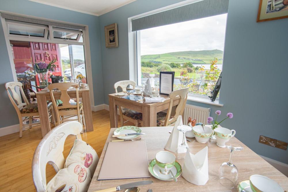 Standard Twin Room with Garden View photo 3