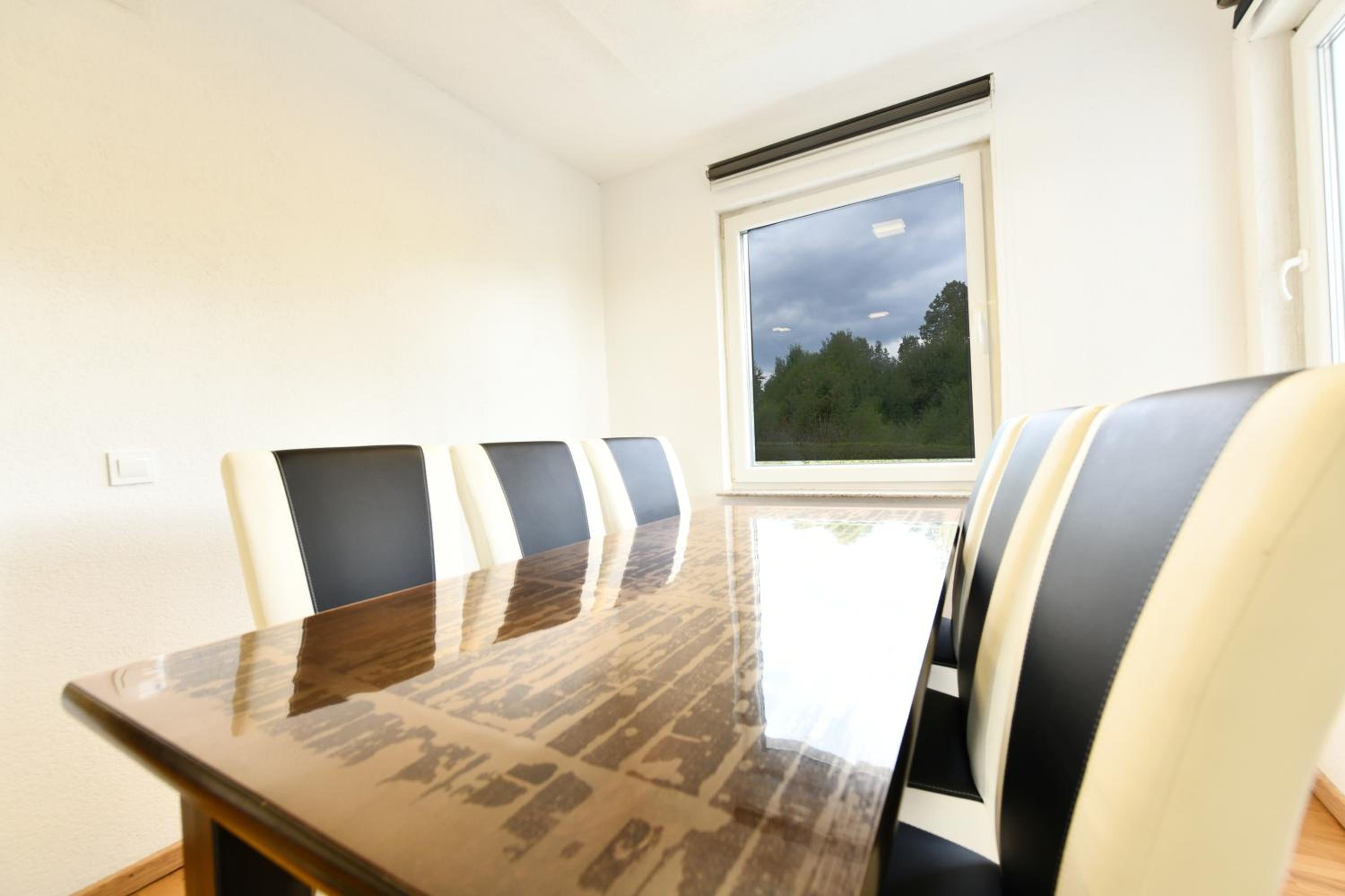 Three-Bedroom Apartment - Photo 29