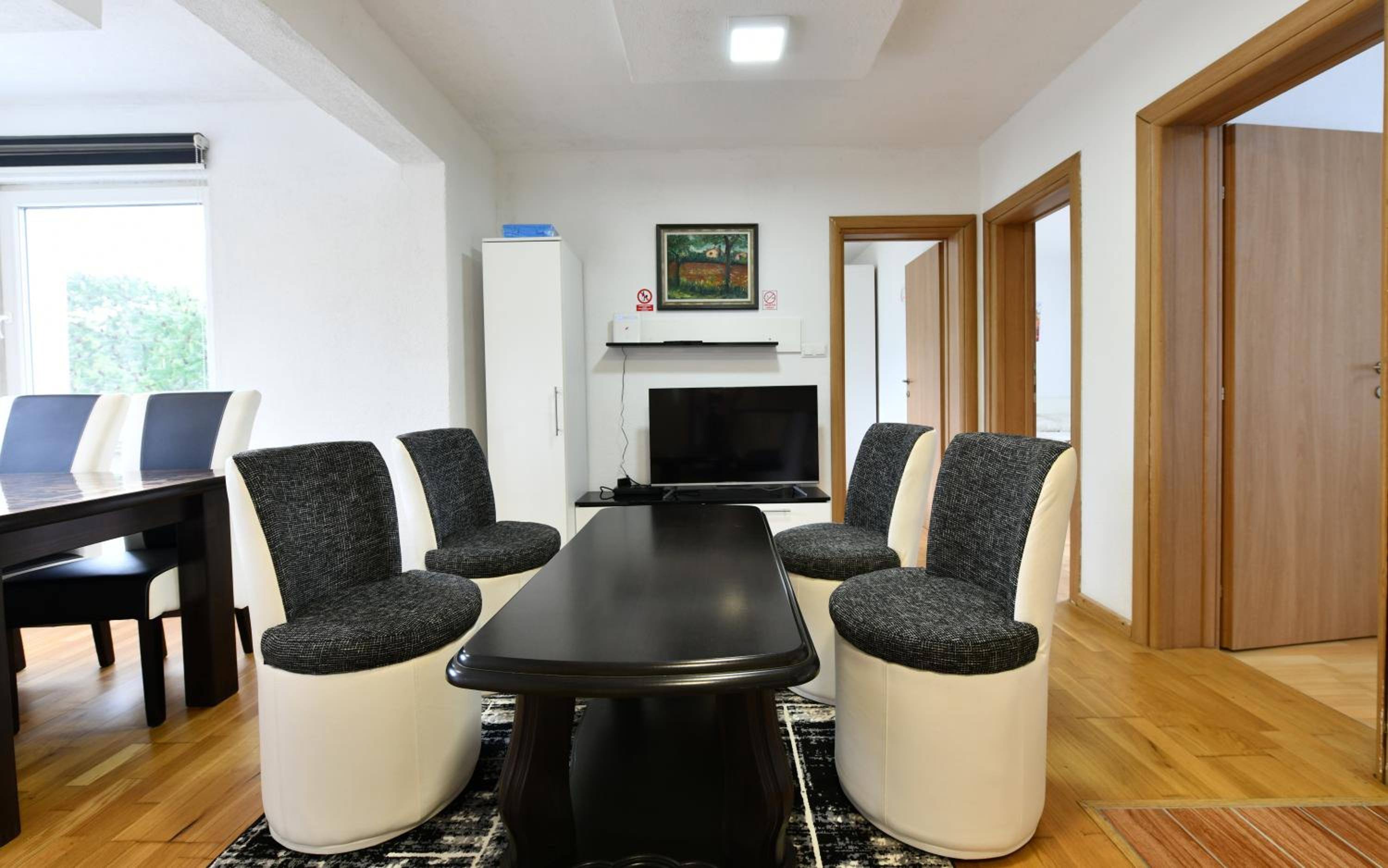 Three-Bedroom Apartment - Photo 35