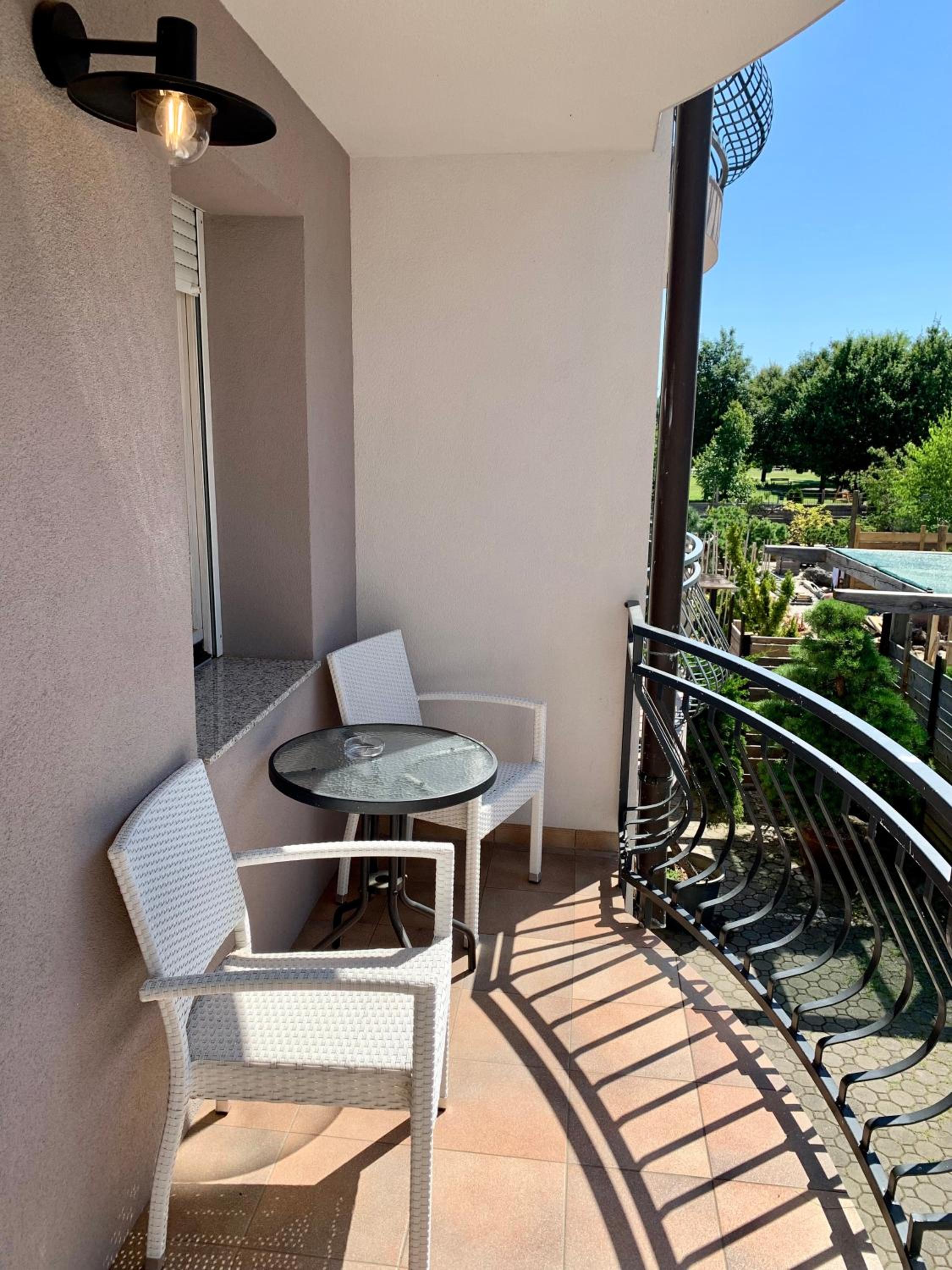 Comfort Double Room with Balcony - Photo 2