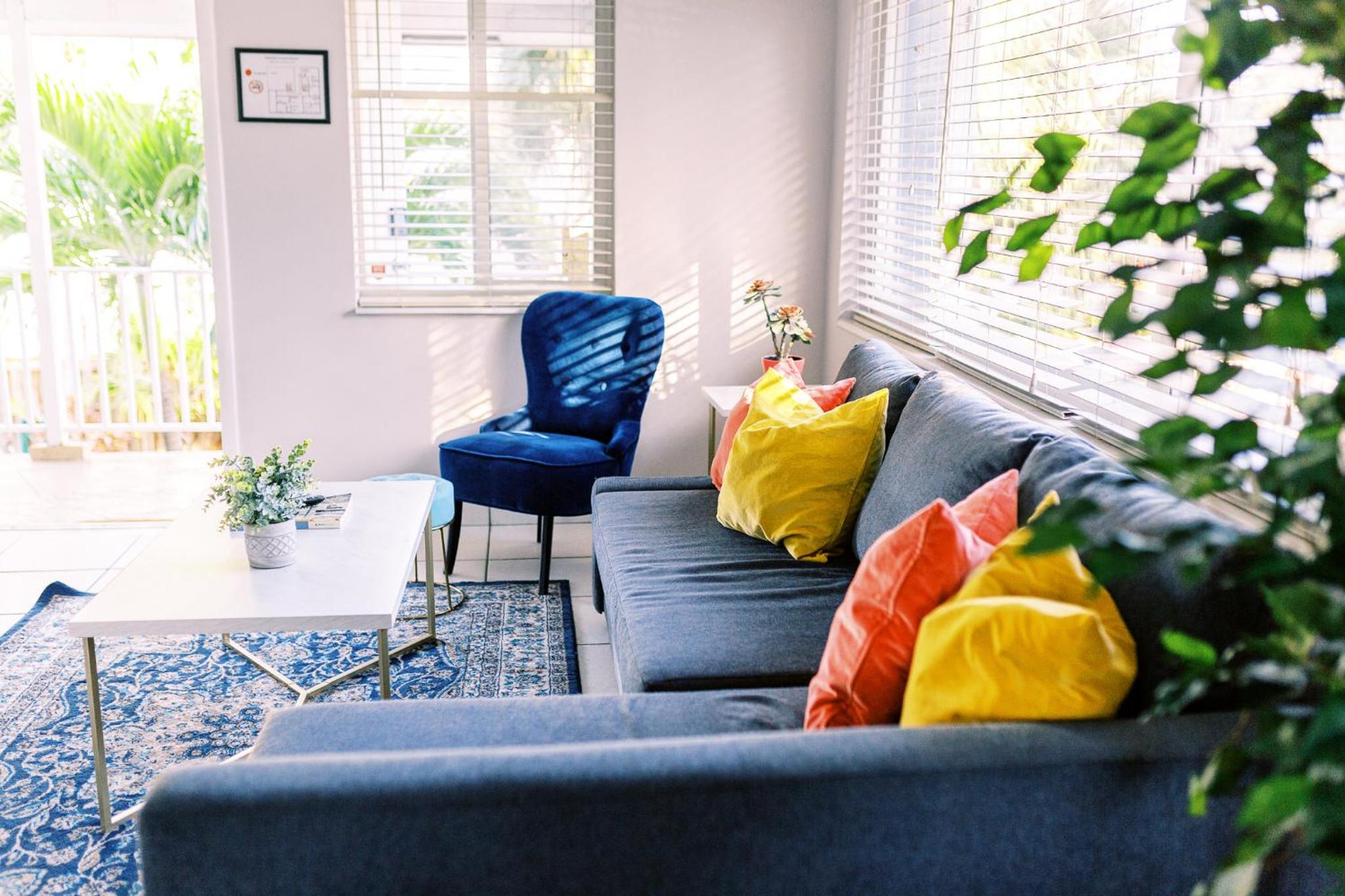 Premium Two Bedroom Queen with Kitchen and Sofa Bed - Photo 30