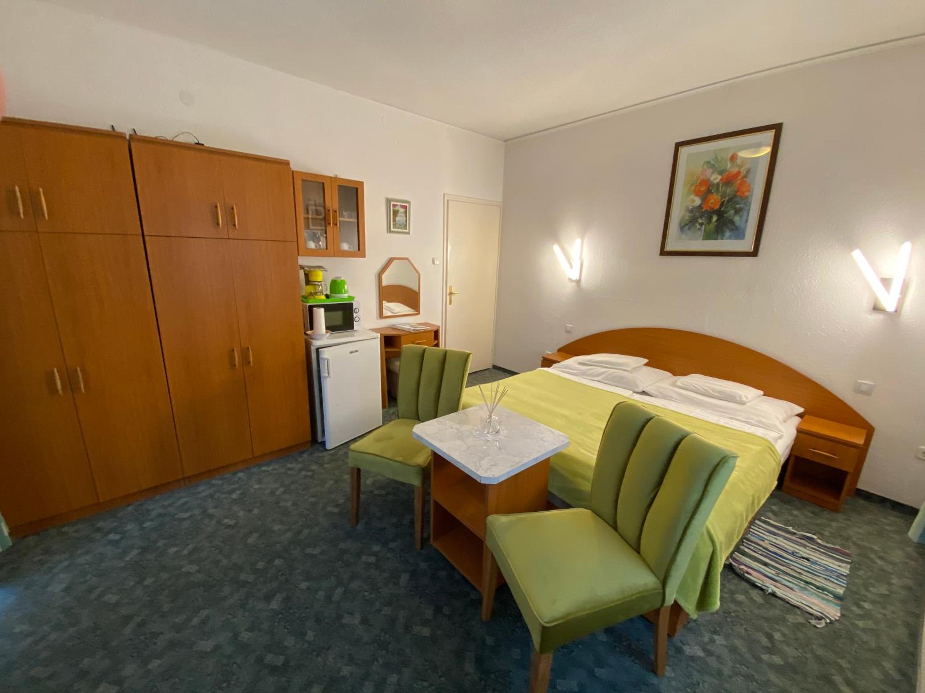 Double Room with Balcony photo 1