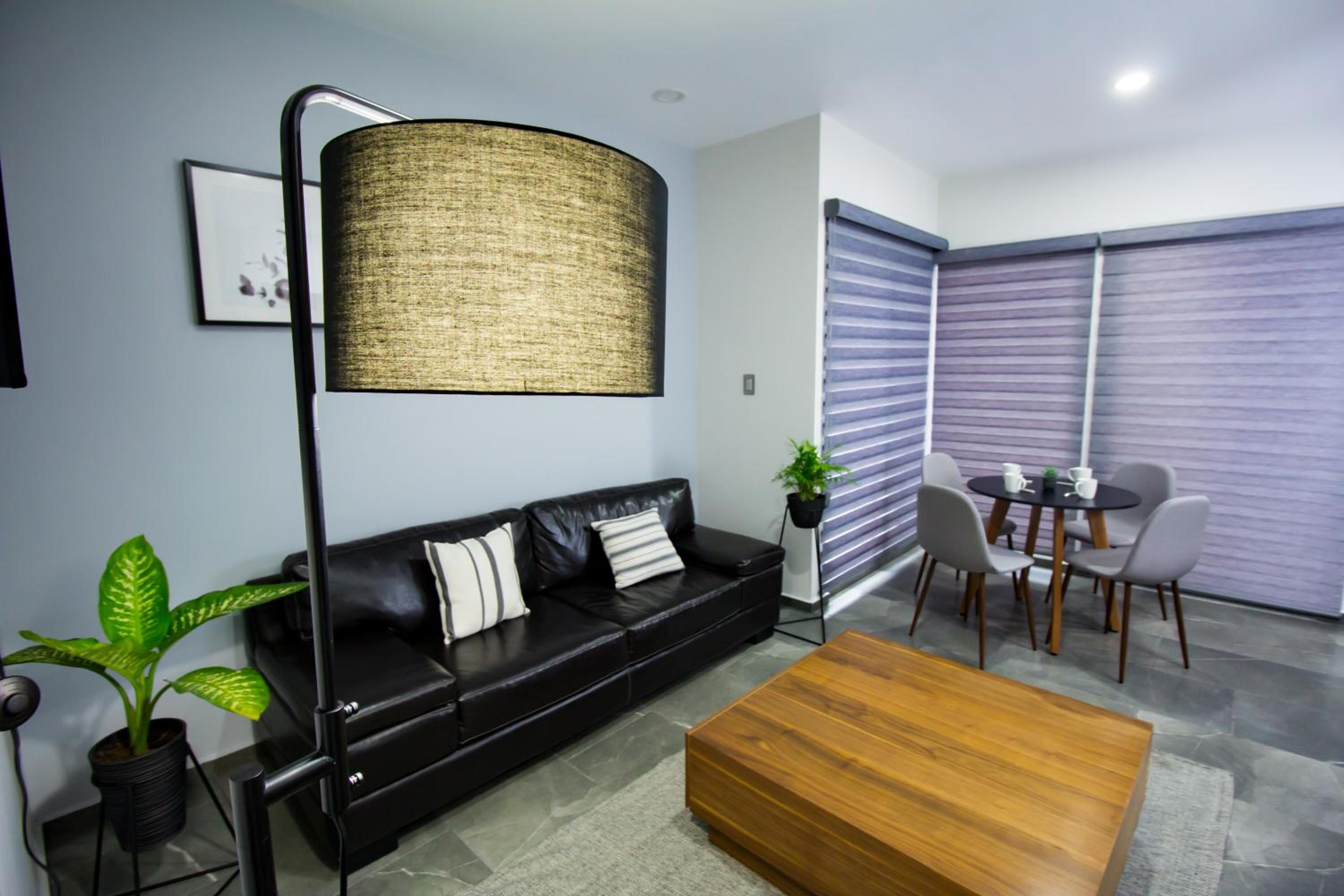 Quadruple Room with Balcony - Photo 1