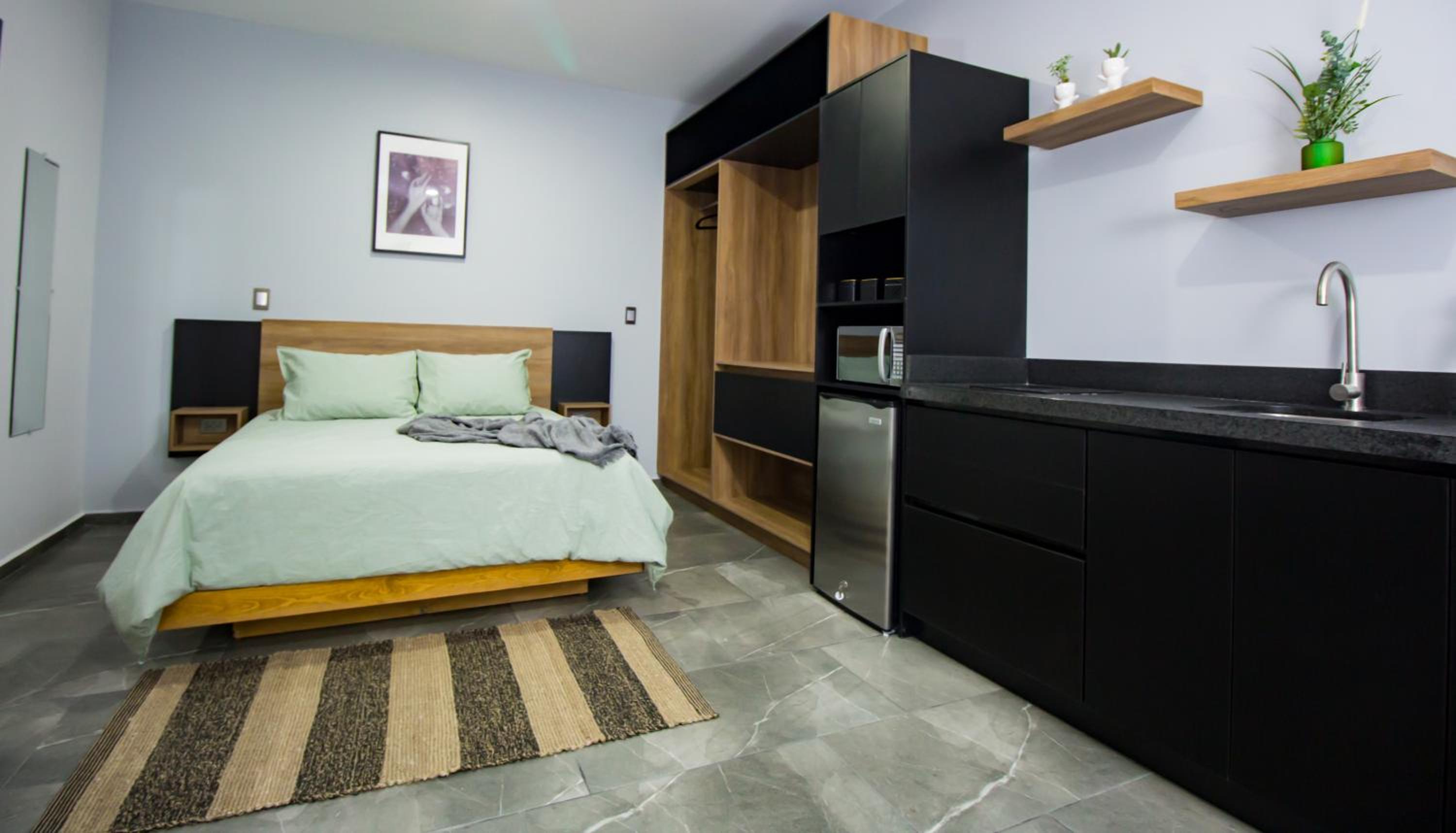 Double Room - Photo 7