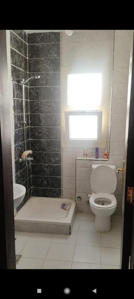 Villa - Photo 1