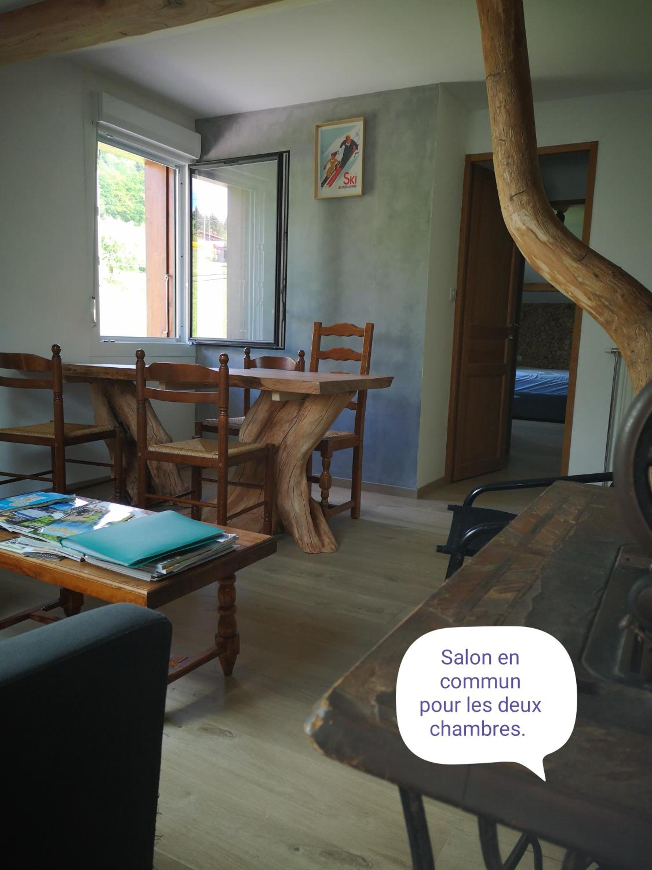 Family Room - Photo 6