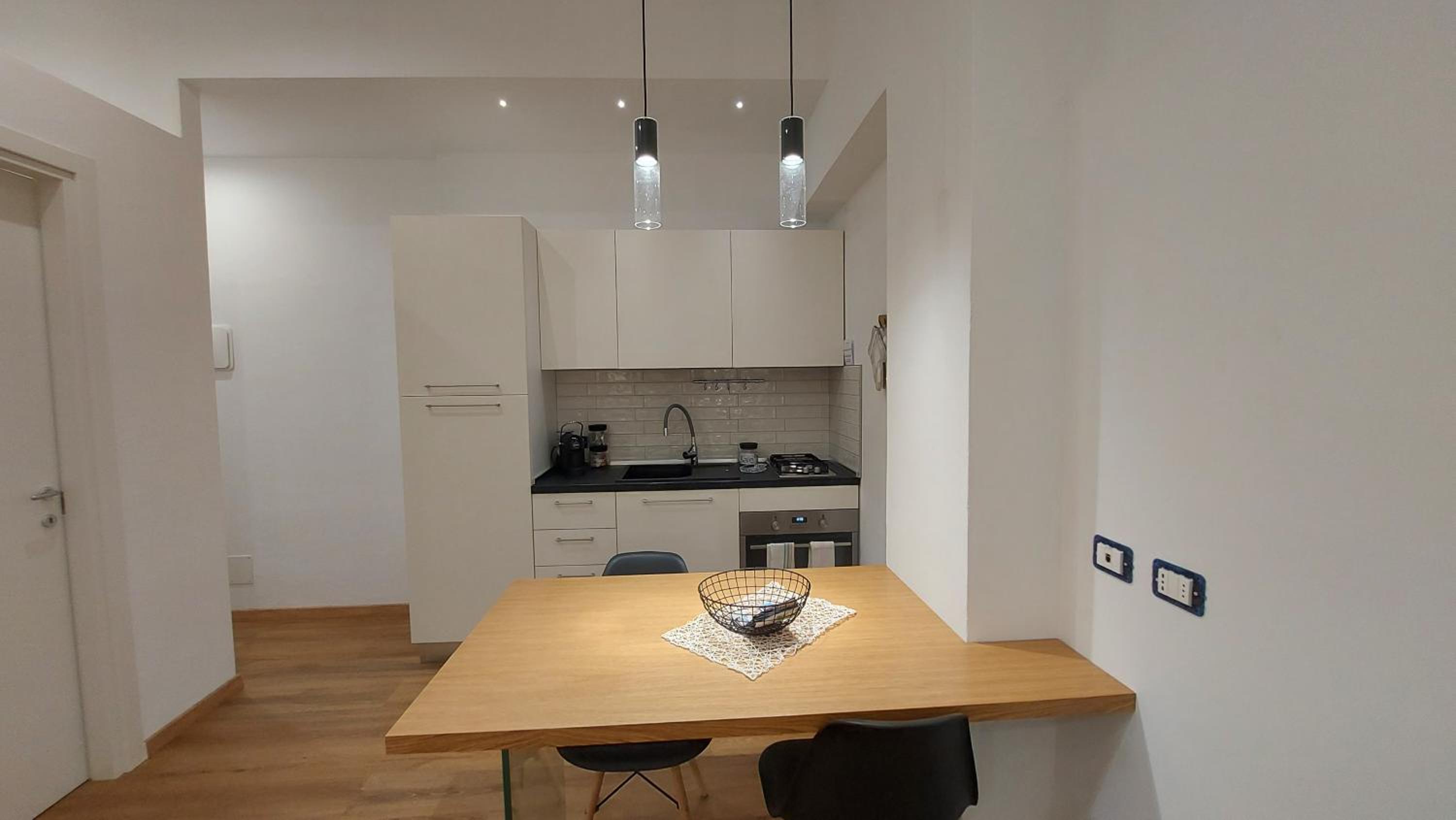 Studio Apartment - Photo 10