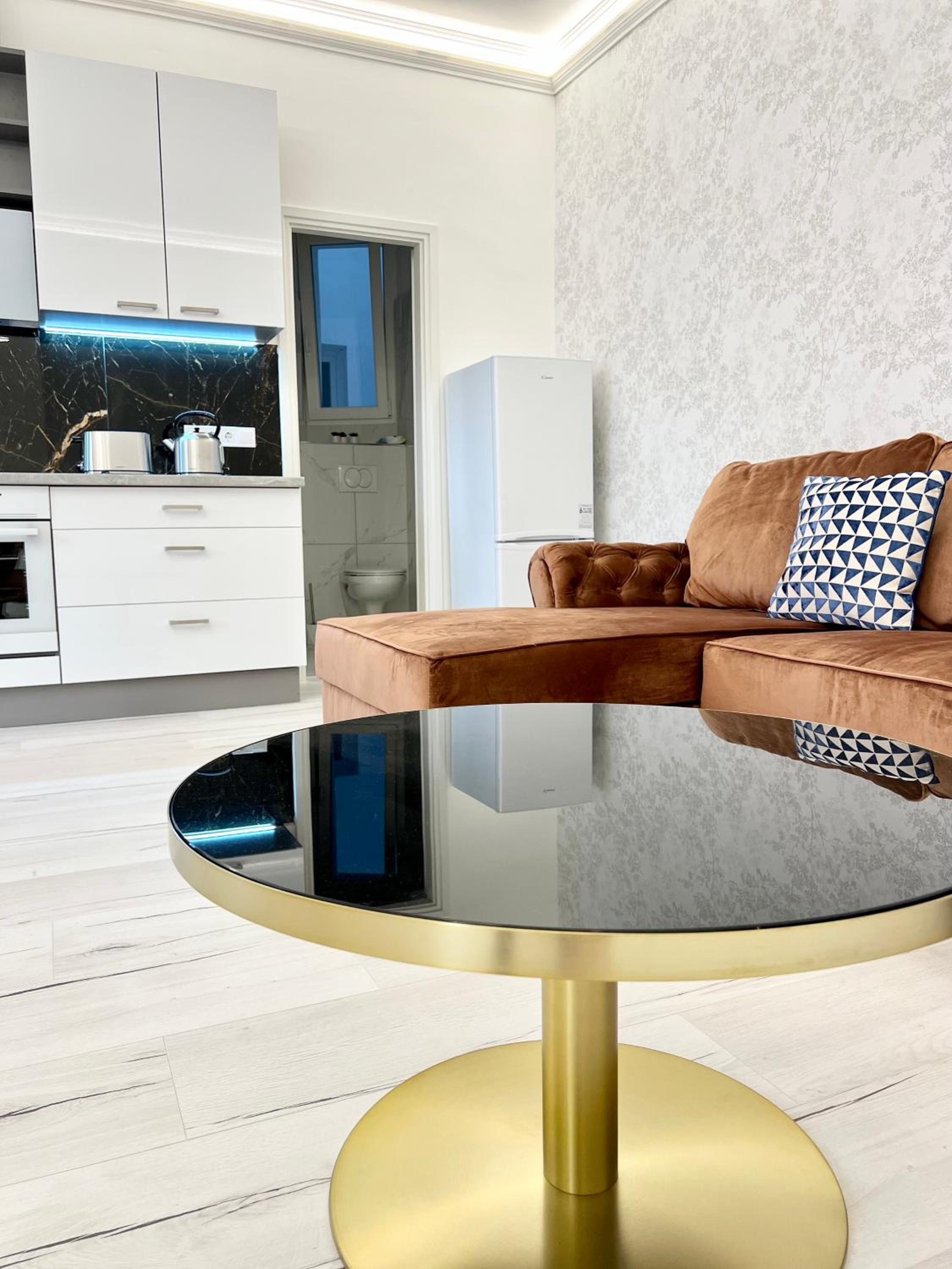 One-Bedroom Apartment - Photo 14