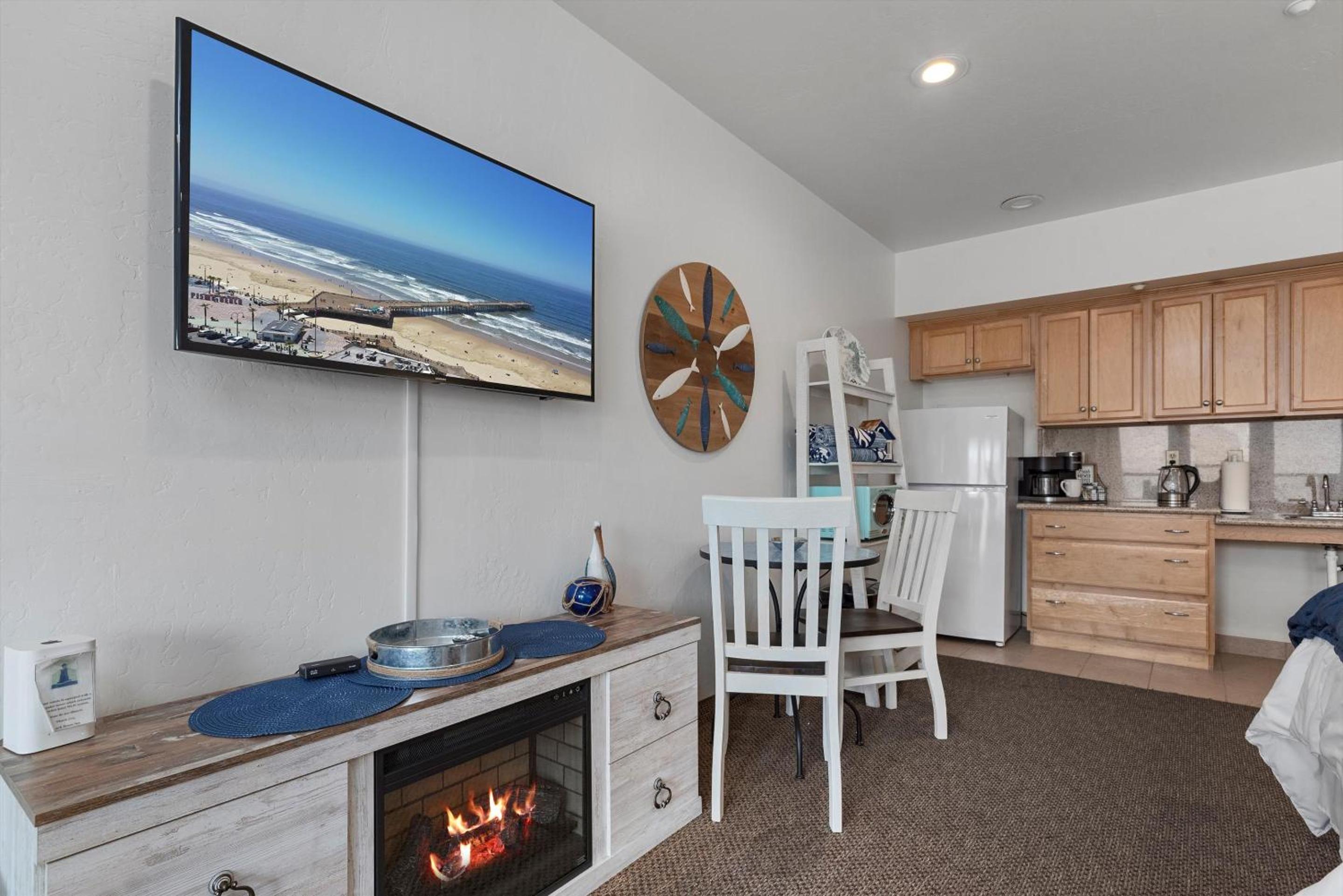 Studio with Sea View - Photo 4