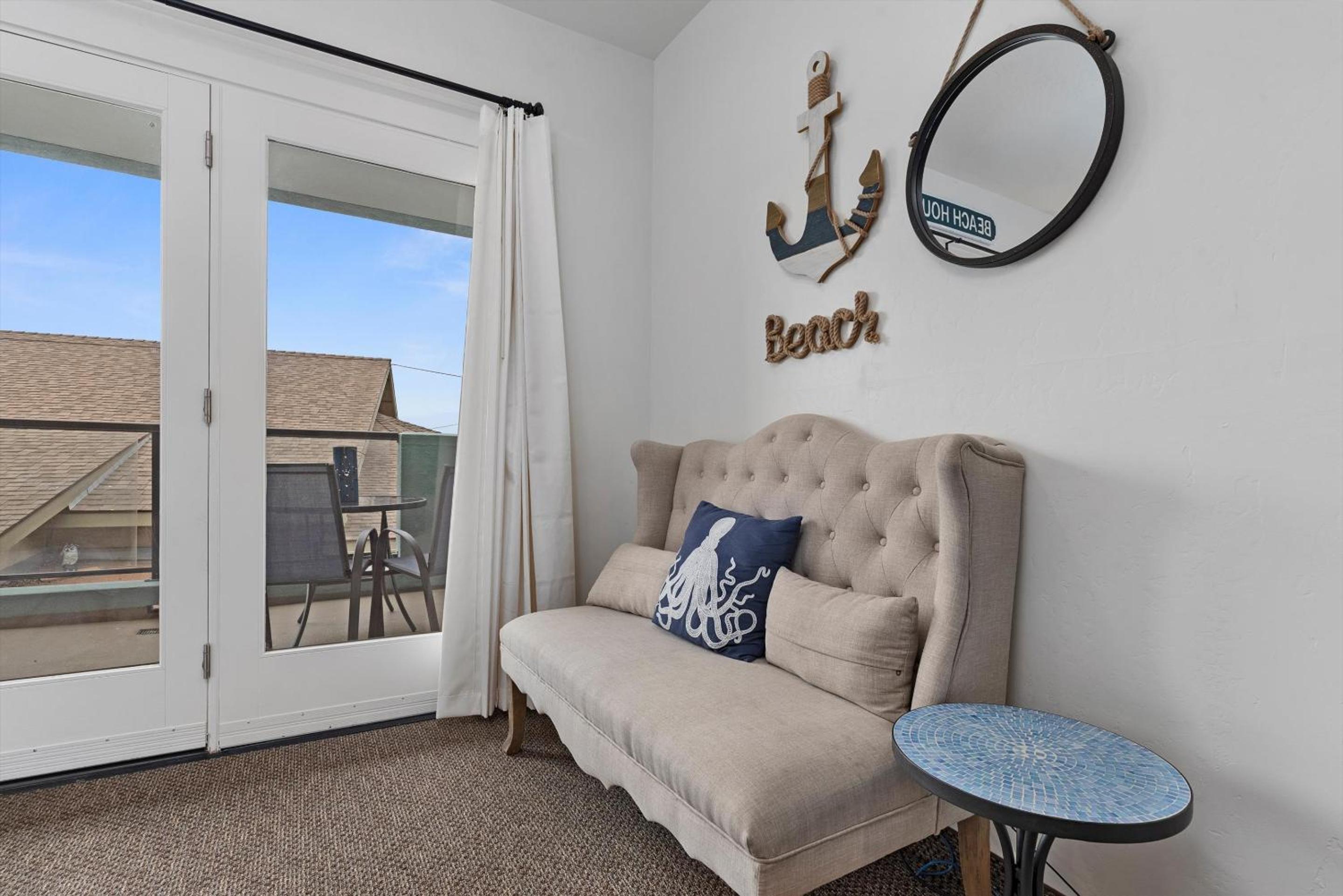 Studio with Sea View - Photo 18