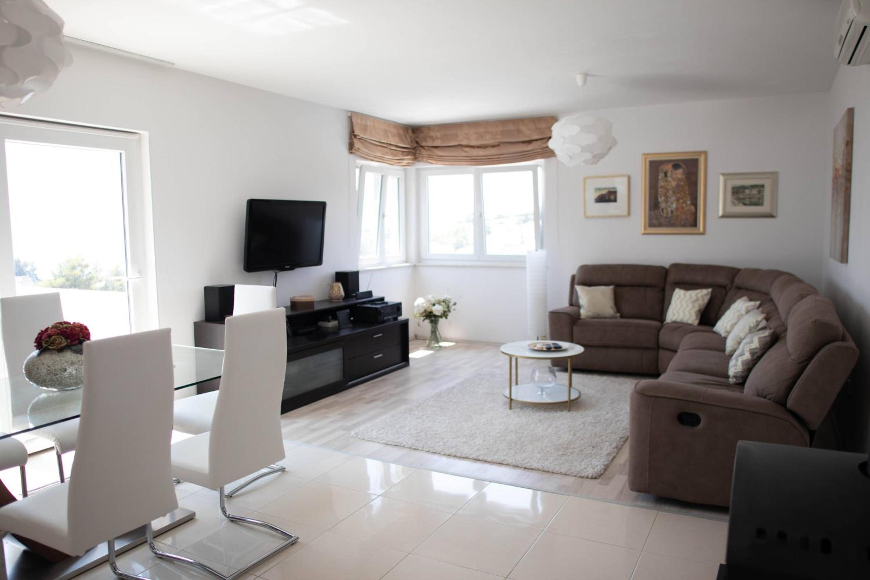 Three-Bedroom Vacation Home 