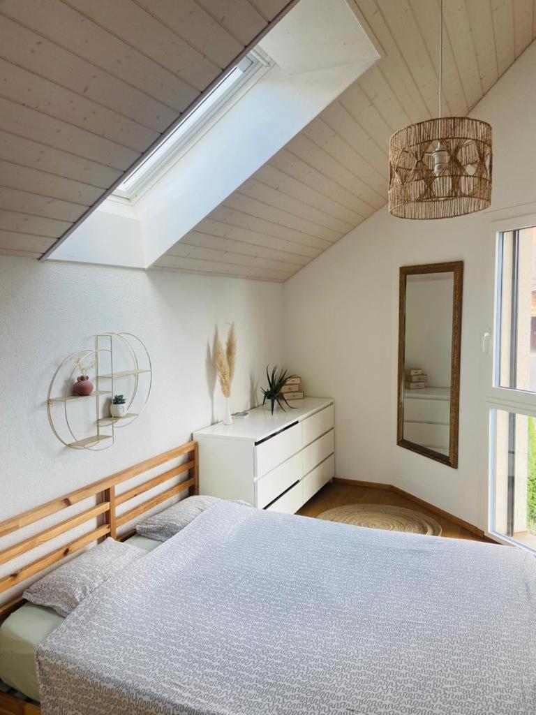 Three-Bedroom House photo 2